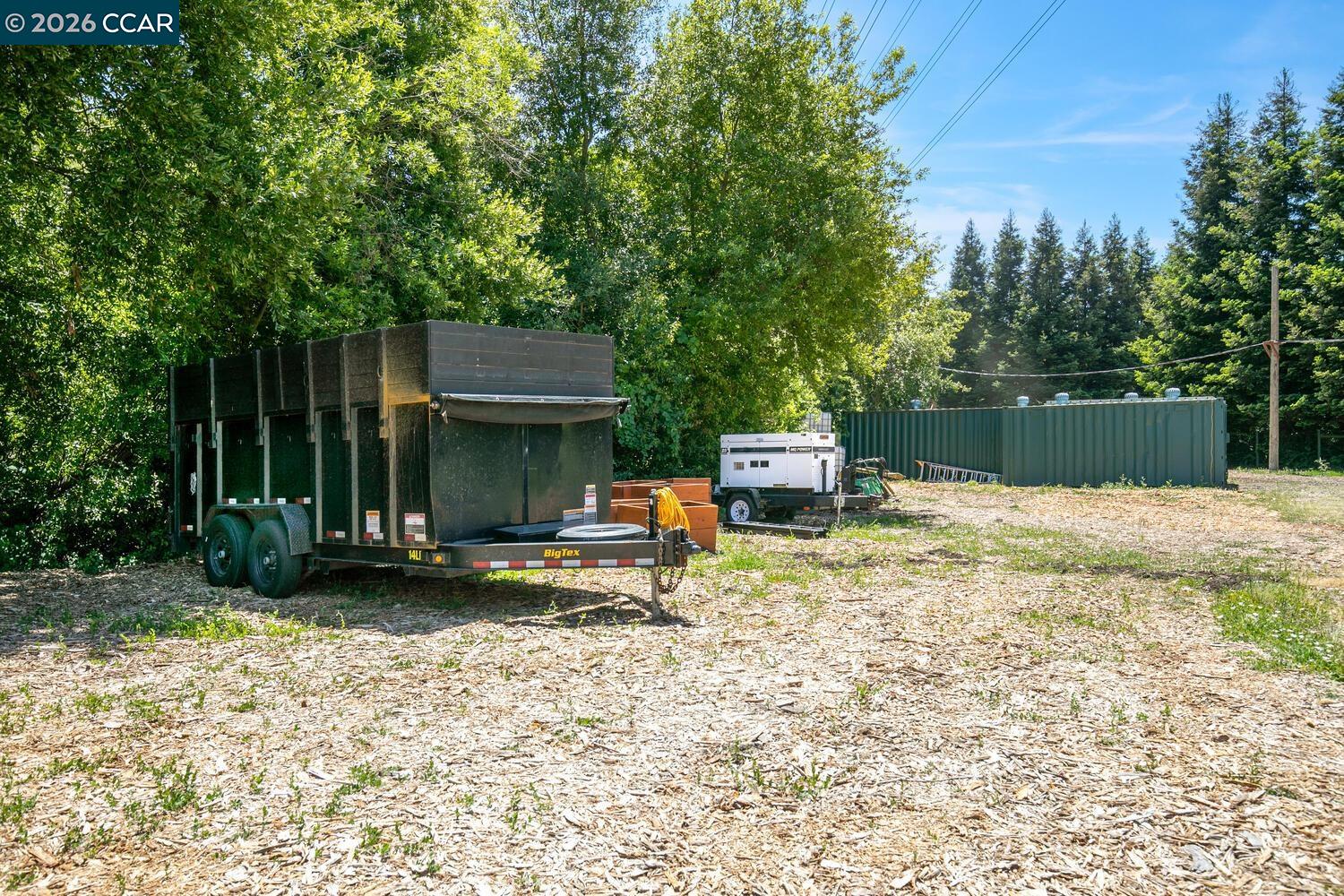 Detail Gallery Image 38 of 39 For 60 Hampton, Martinez,  CA 94553 - – Beds | – Baths