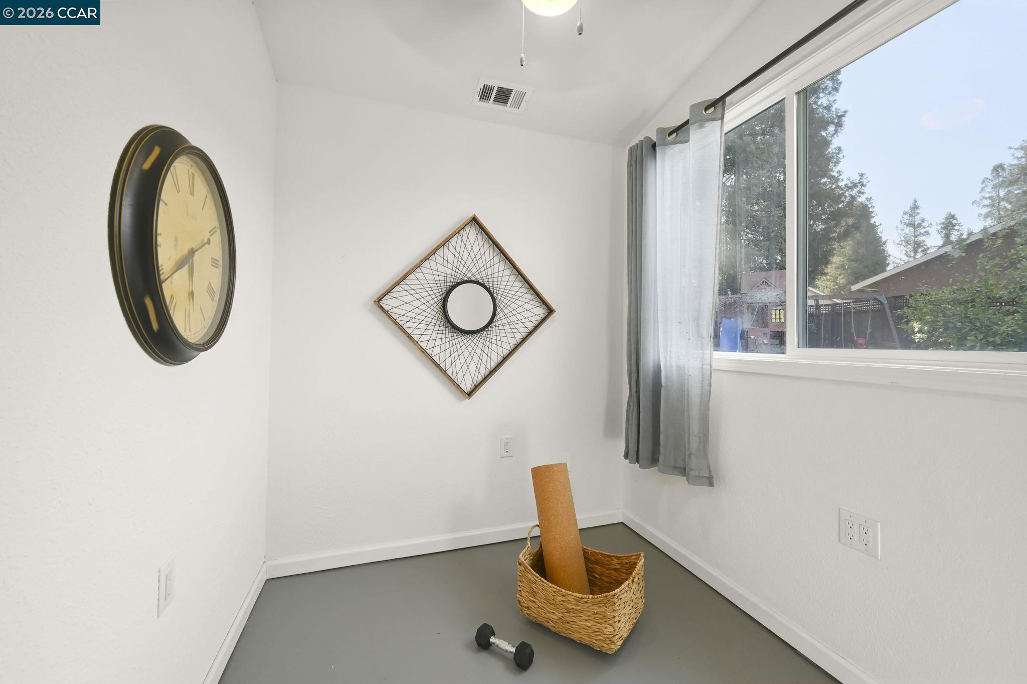 Detail Gallery Image 21 of 30 For 3782 Hitchcock Rd, Concord,  CA 94518 - 3 Beds | 2 Baths