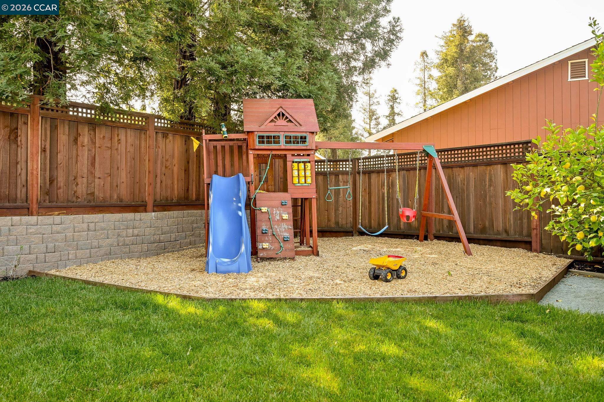 Detail Gallery Image 26 of 30 For 3782 Hitchcock Rd, Concord,  CA 94518 - 3 Beds | 2 Baths