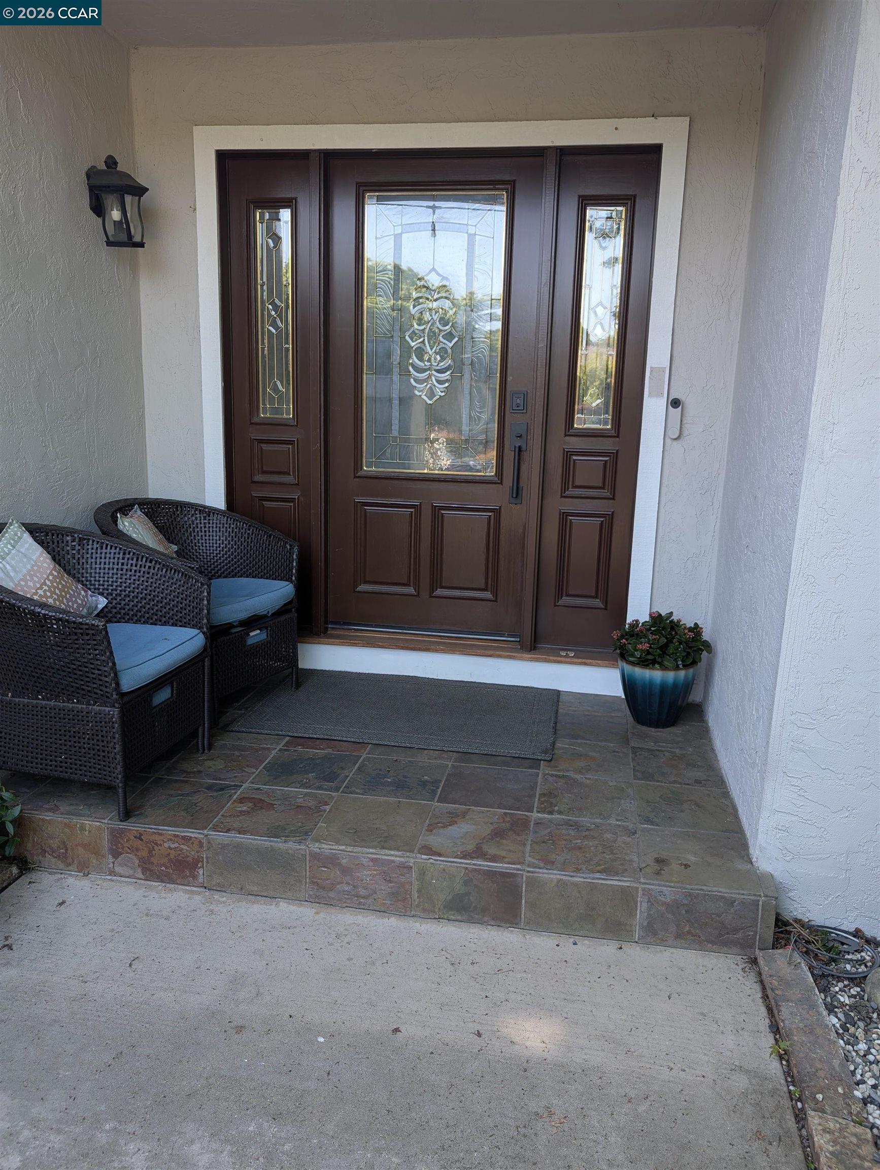 Detail Gallery Image 2 of 23 For 24 Barcelona Ct, Danville,  CA 94526 - 3 Beds | 2 Baths