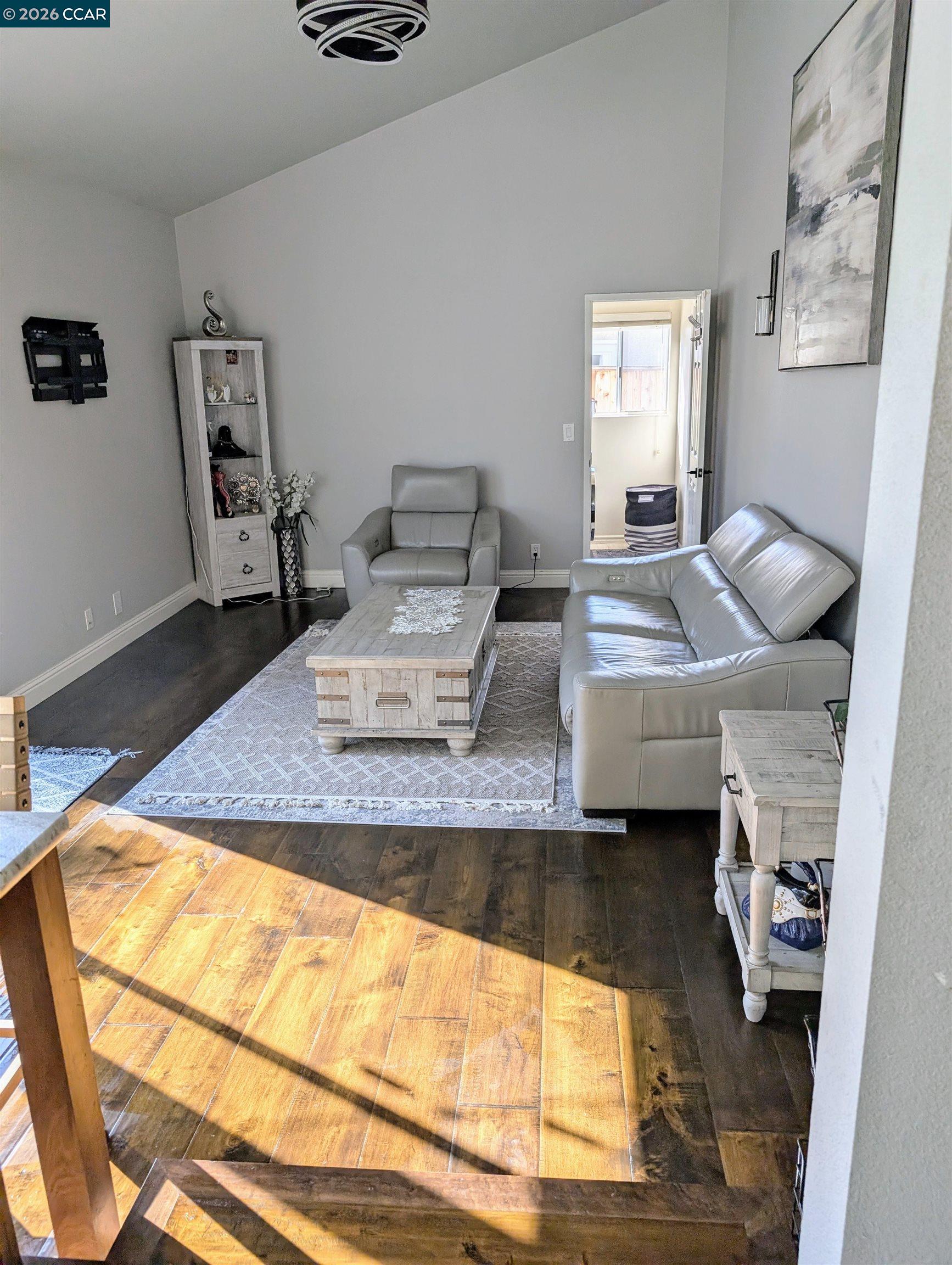 Detail Gallery Image 16 of 23 For 24 Barcelona Ct, Danville,  CA 94526 - 3 Beds | 2 Baths