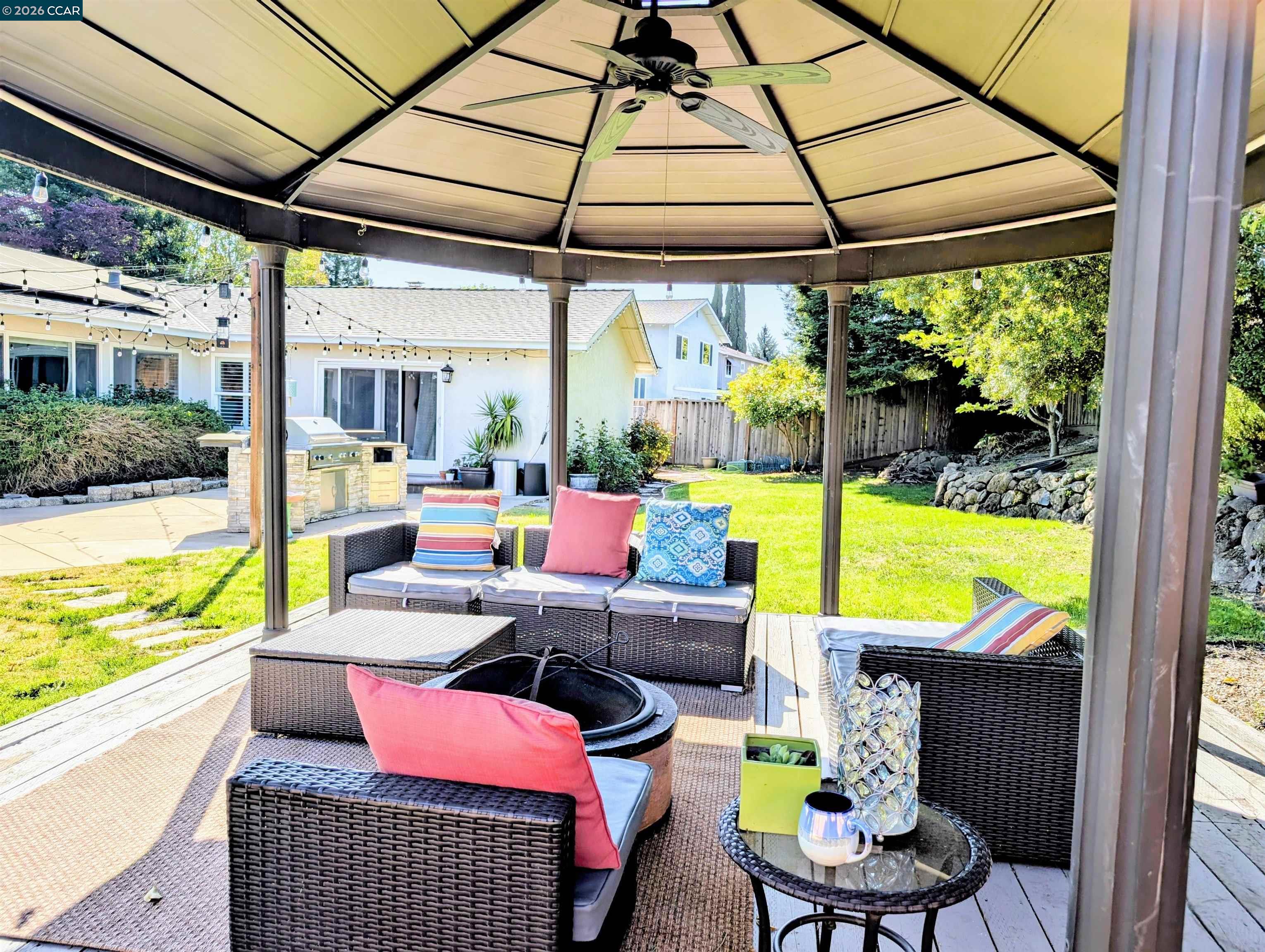 Detail Gallery Image 19 of 23 For 24 Barcelona Ct, Danville,  CA 94526 - 3 Beds | 2 Baths