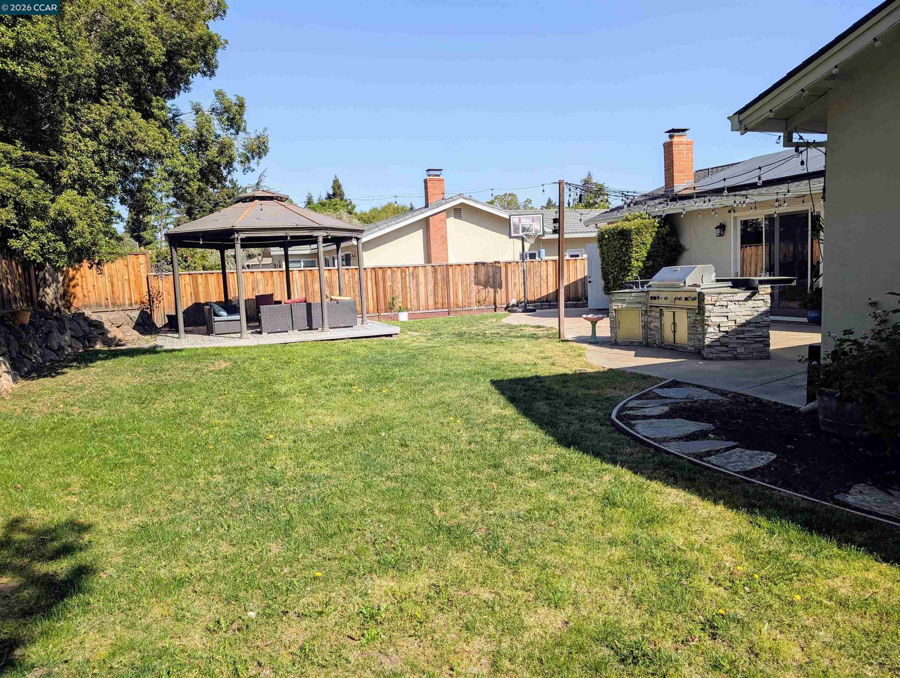 Detail Gallery Image 20 of 23 For 24 Barcelona Ct, Danville,  CA 94526 - 3 Beds | 2 Baths