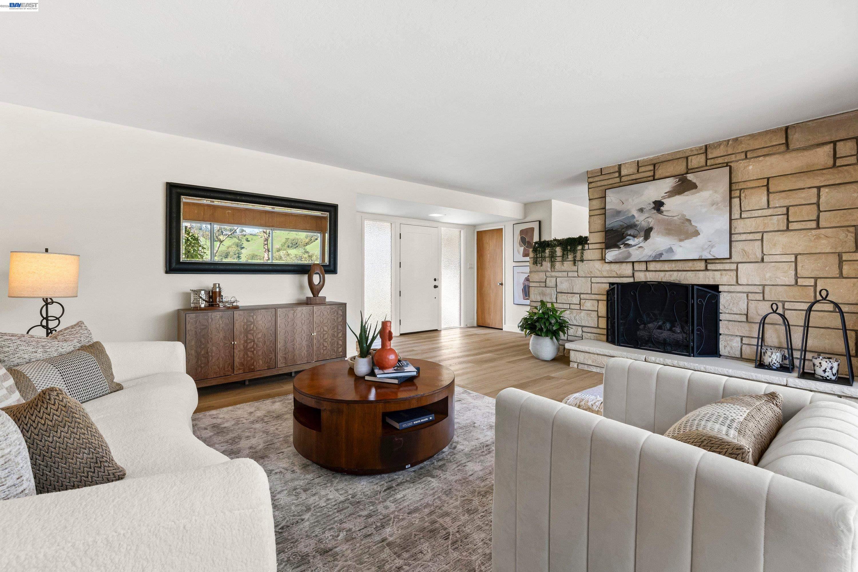 Detail Gallery Image 8 of 39 For 121 Ardith Dr, Orinda,  CA 94563 - 3 Beds | 2 Baths