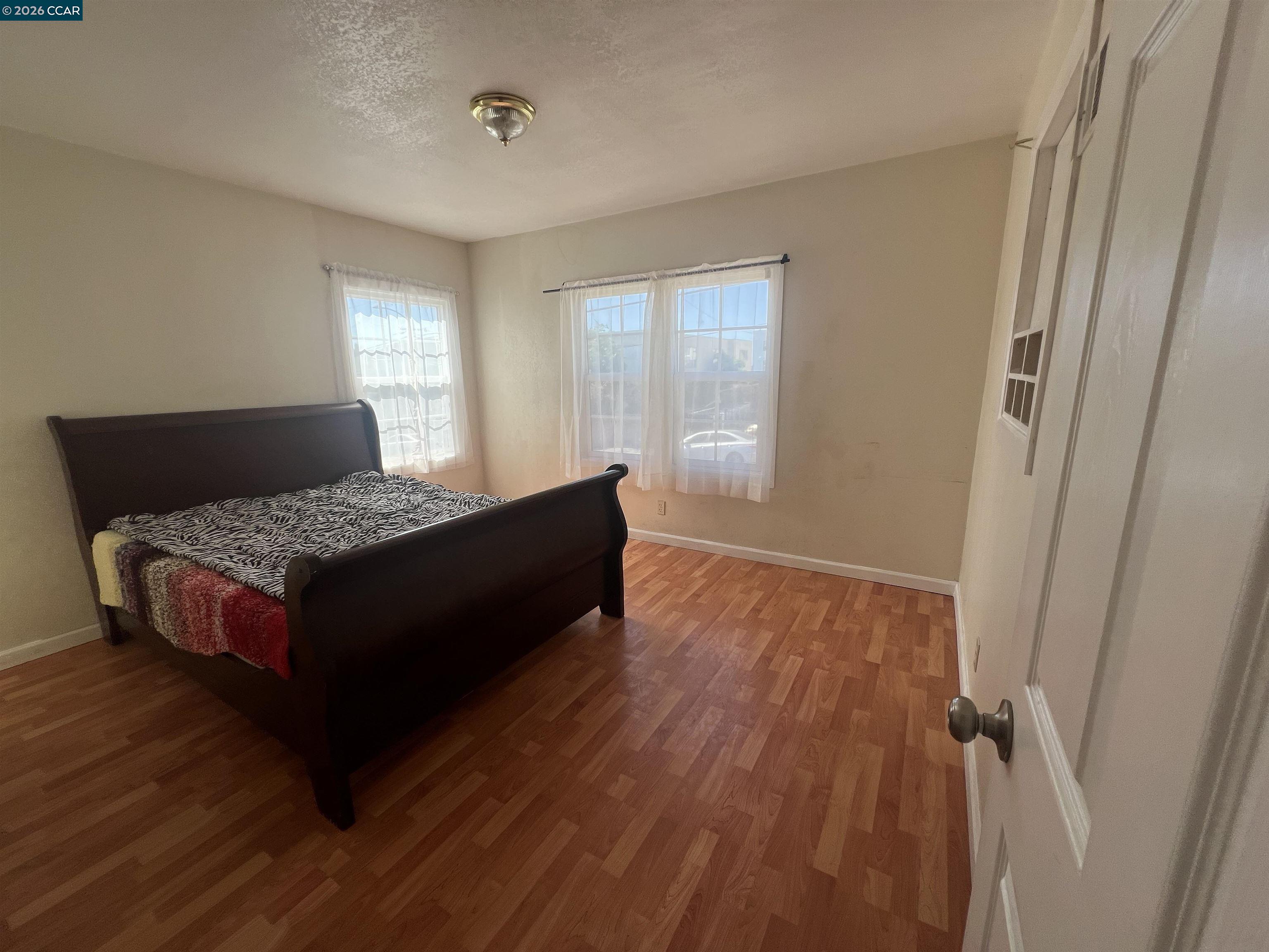 Detail Gallery Image 18 of 24 For 1954 48th Ave, Oakland,  CA 94601 - 2 Beds | 1 Baths