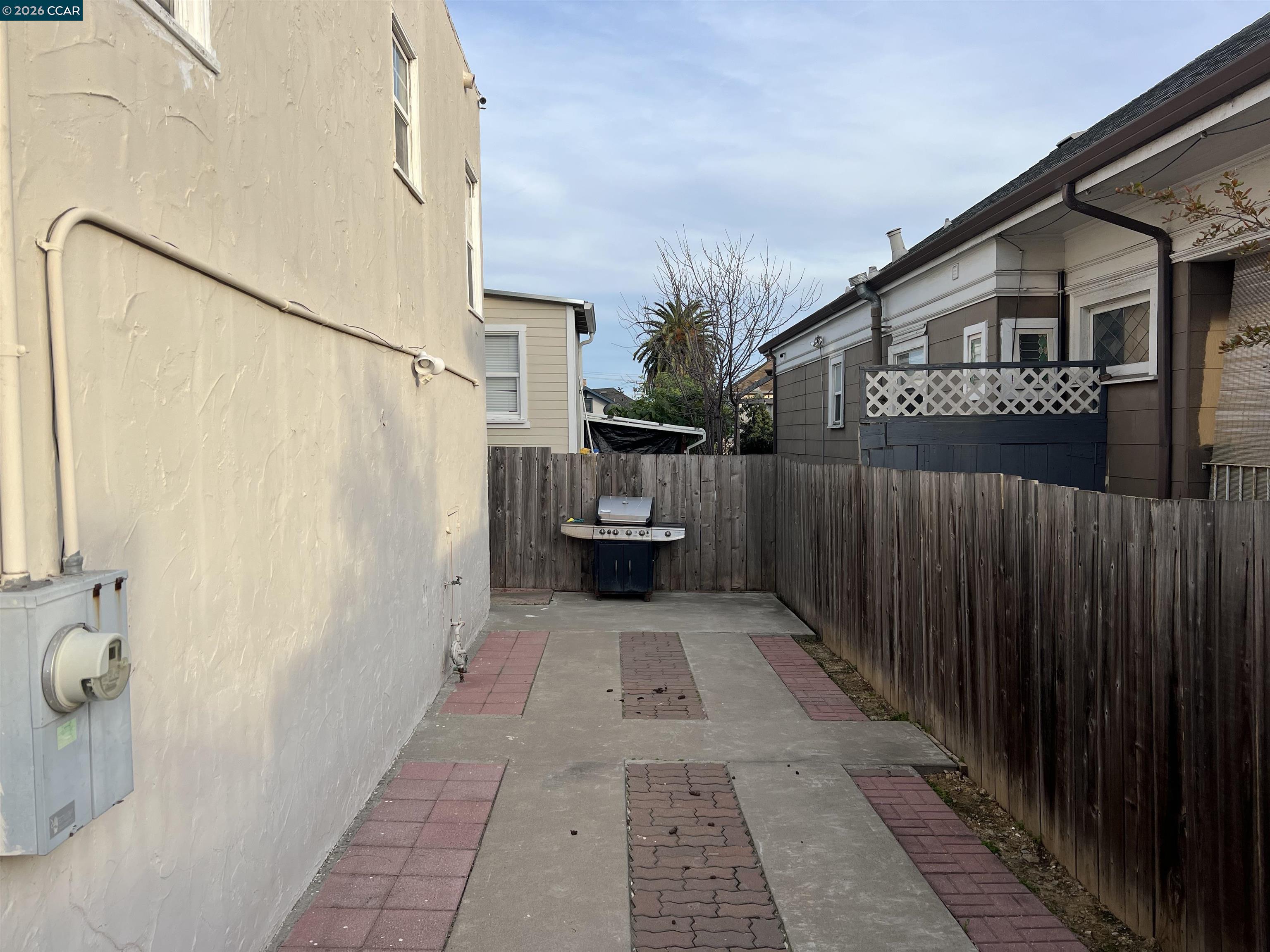 Detail Gallery Image 21 of 24 For 1954 48th Ave, Oakland,  CA 94601 - 2 Beds | 1 Baths