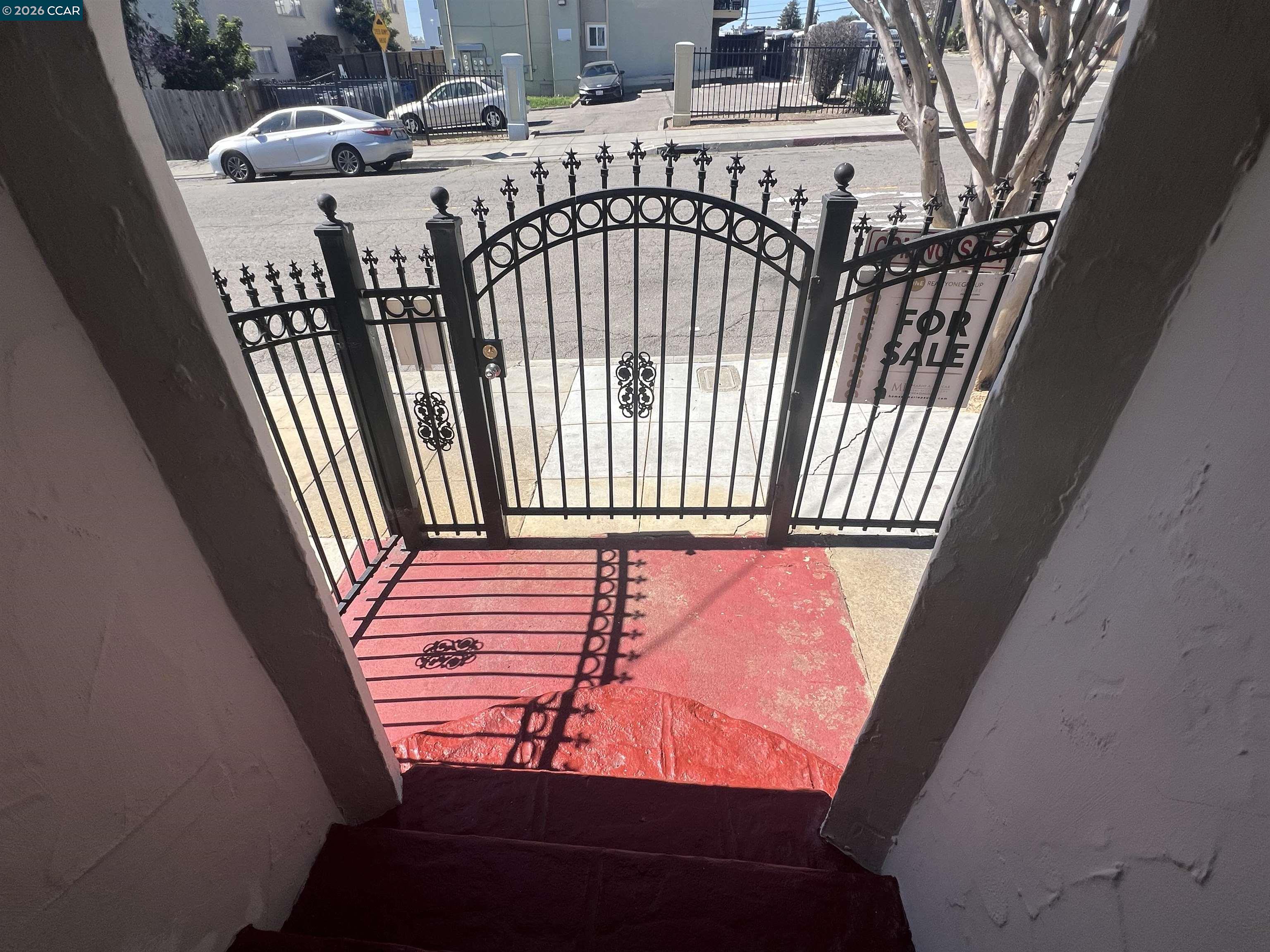 Detail Gallery Image 23 of 24 For 1954 48th Ave, Oakland,  CA 94601 - 2 Beds | 1 Baths