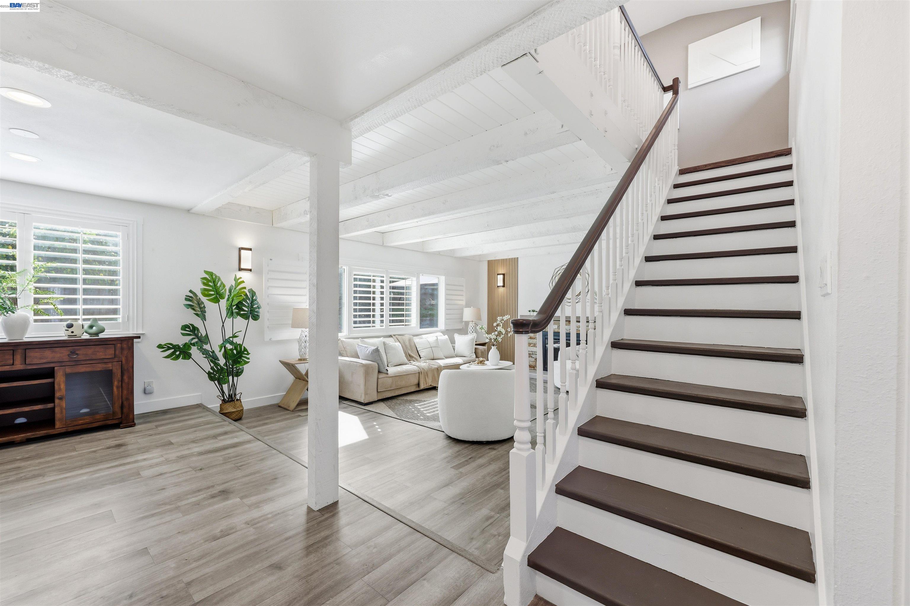 Detail Gallery Image 13 of 60 For 11593 Ladera Ct, Dublin,  CA 94568 - 4 Beds | 2/1 Baths