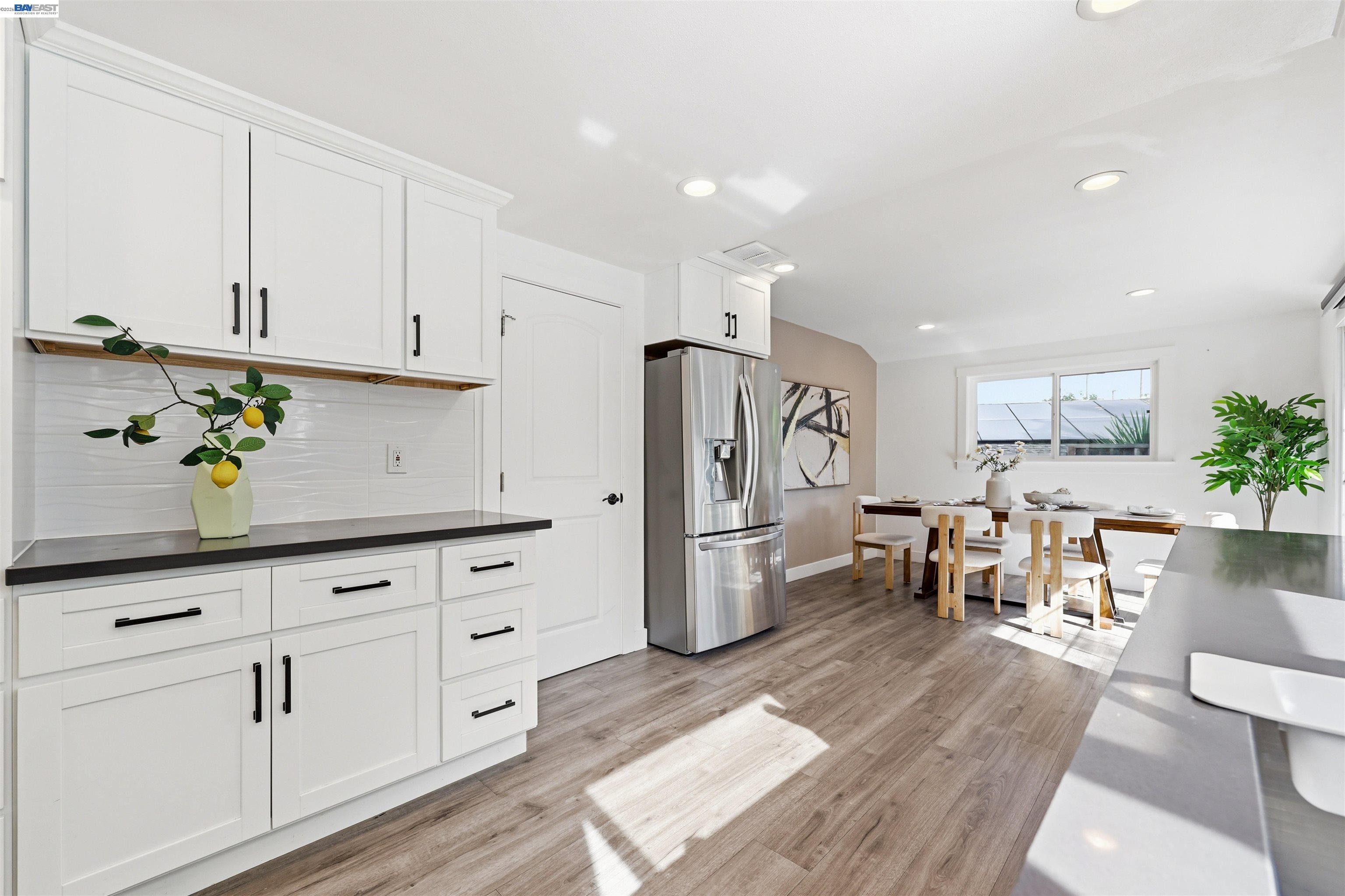 Detail Gallery Image 17 of 60 For 11593 Ladera Ct, Dublin,  CA 94568 - 4 Beds | 2/1 Baths