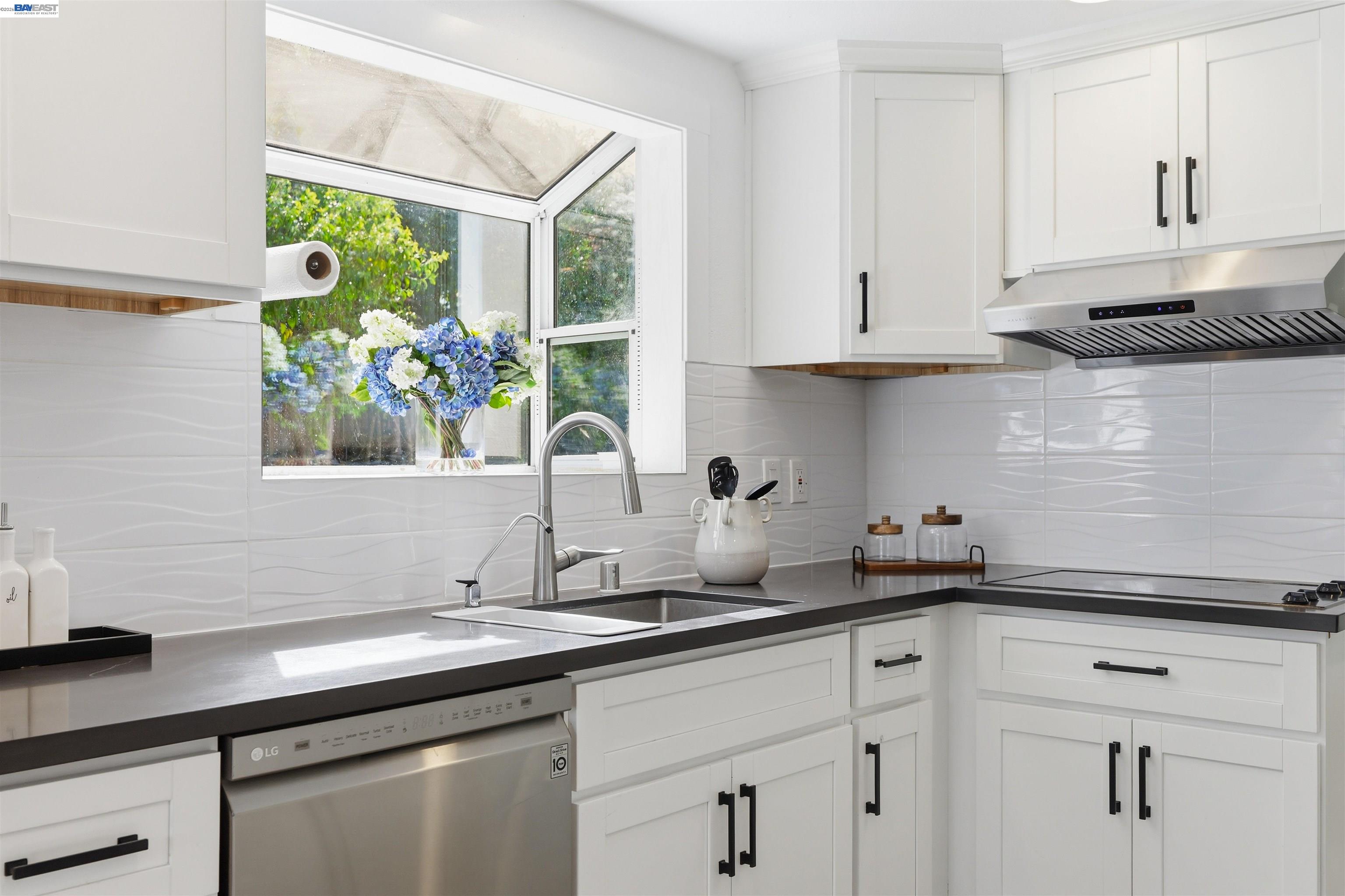 Detail Gallery Image 21 of 60 For 11593 Ladera Ct, Dublin,  CA 94568 - 4 Beds | 2/1 Baths