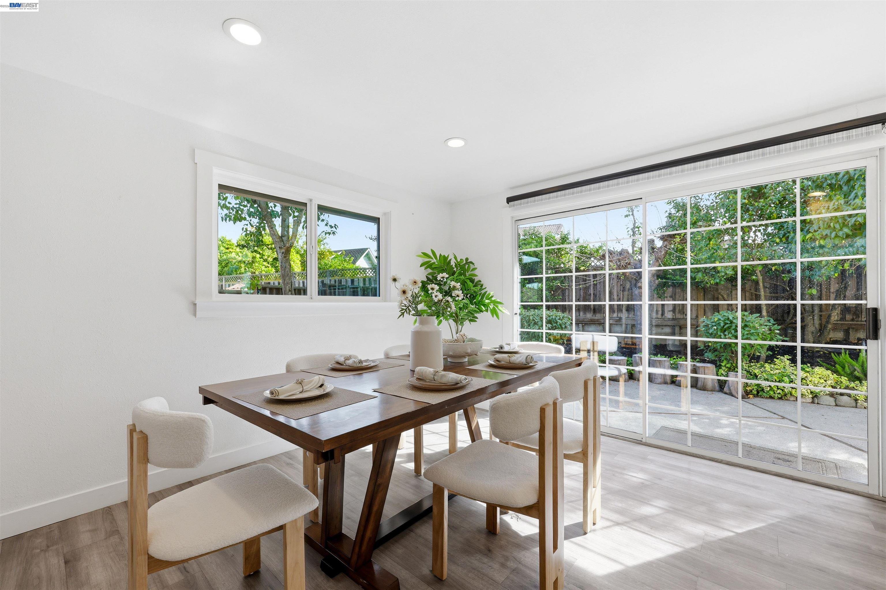 Detail Gallery Image 23 of 60 For 11593 Ladera Ct, Dublin,  CA 94568 - 4 Beds | 2/1 Baths