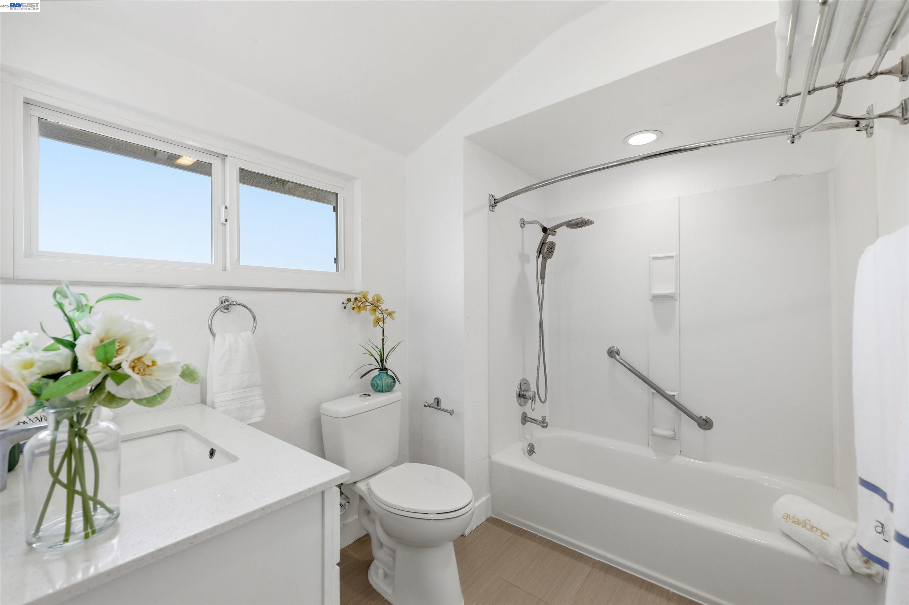 Detail Gallery Image 34 of 60 For 11593 Ladera Ct, Dublin,  CA 94568 - 4 Beds | 2/1 Baths