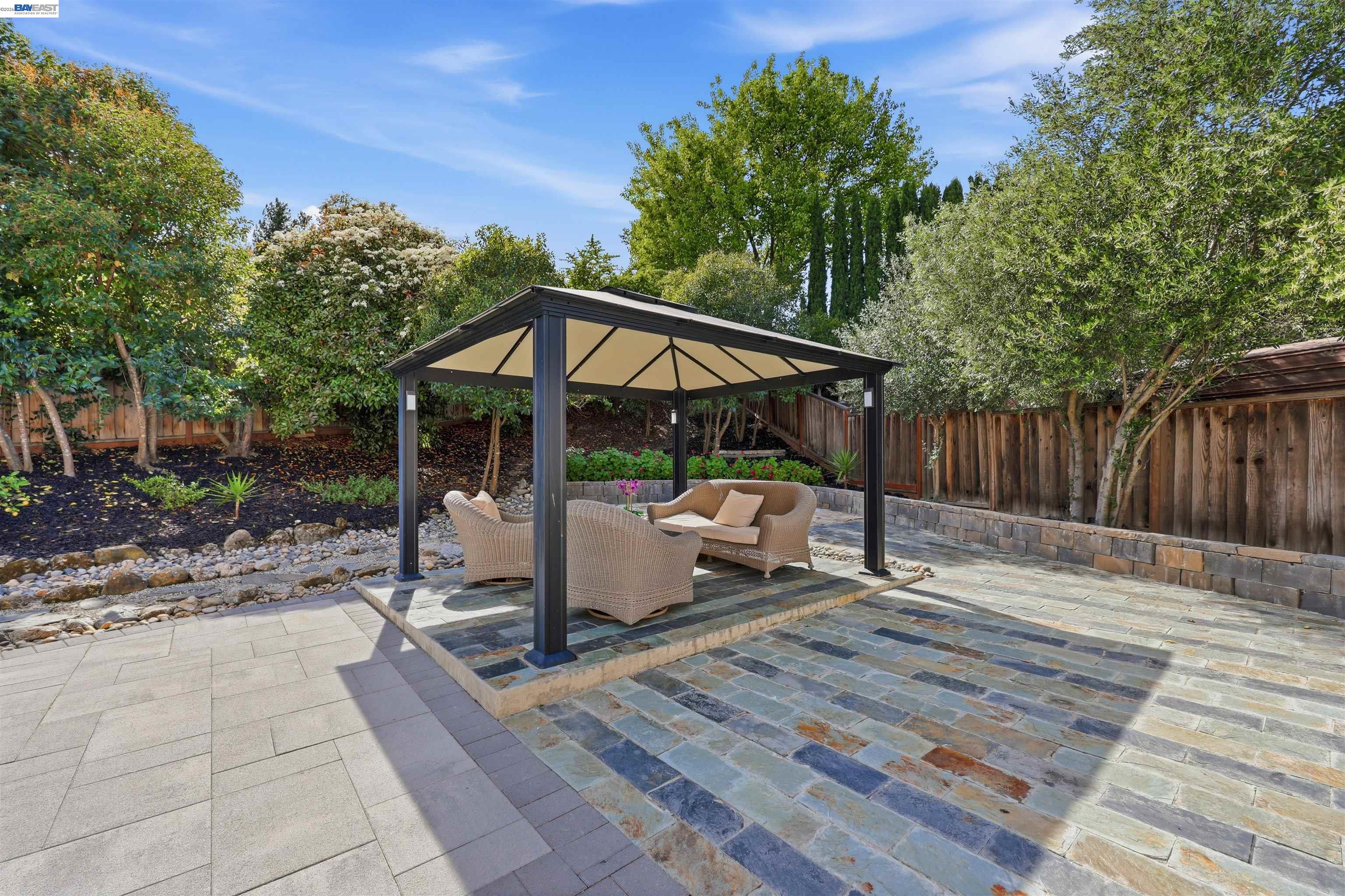 Detail Gallery Image 47 of 60 For 11593 Ladera Ct, Dublin,  CA 94568 - 4 Beds | 2/1 Baths