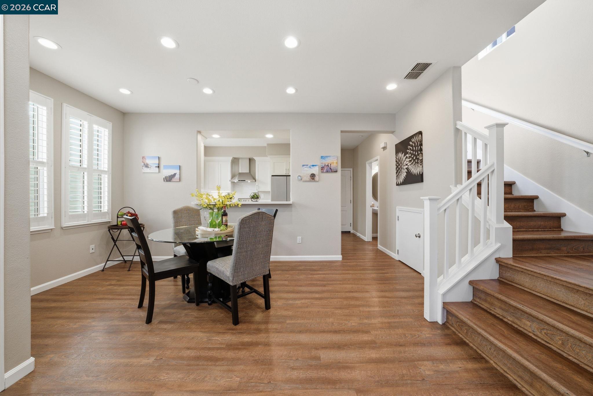 Detail Gallery Image 11 of 60 For 1084 Avocet Dr, Hercules,  CA 94547 - 4 Beds | 3/1 Baths