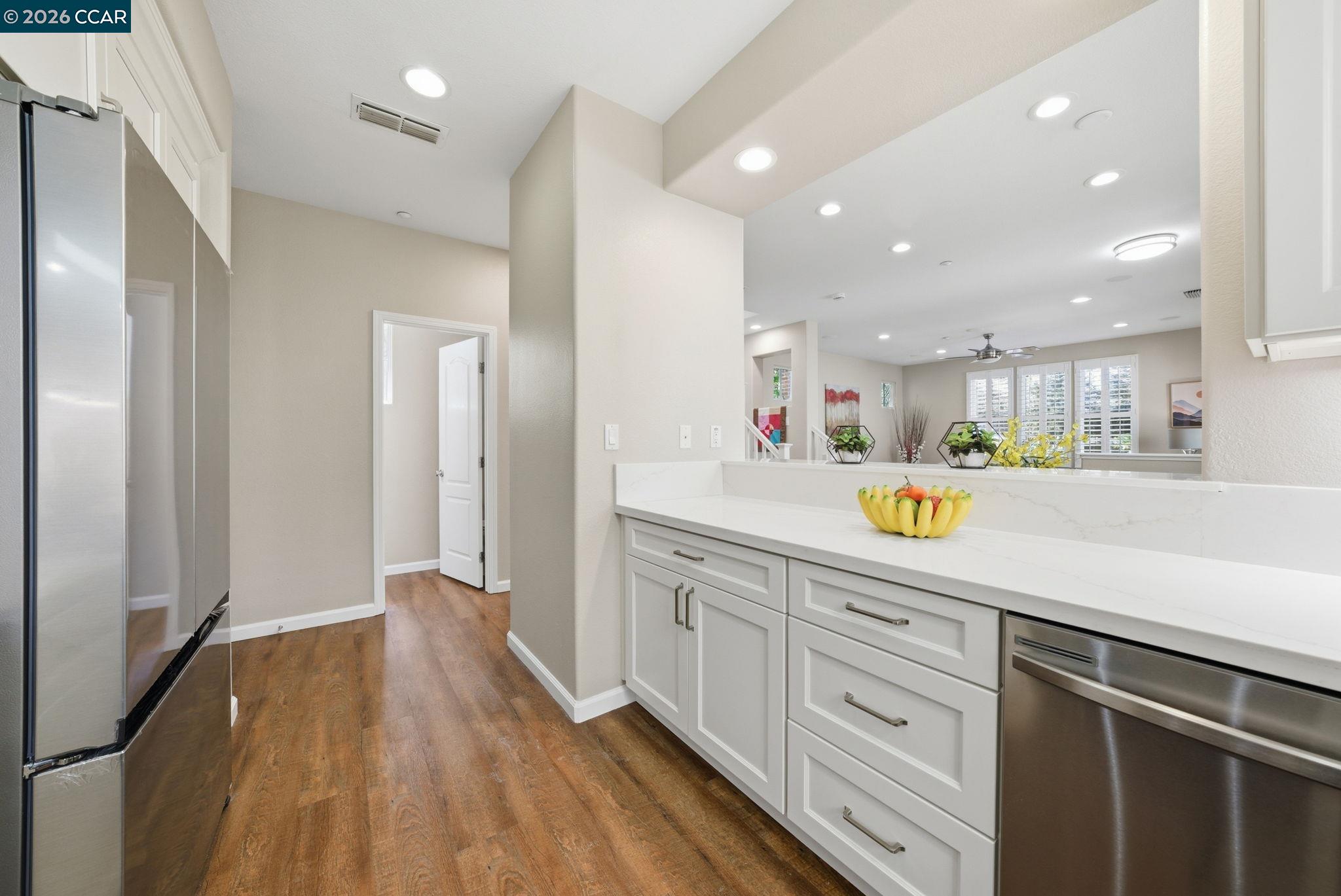 Detail Gallery Image 15 of 60 For 1084 Avocet Dr, Hercules,  CA 94547 - 4 Beds | 3/1 Baths