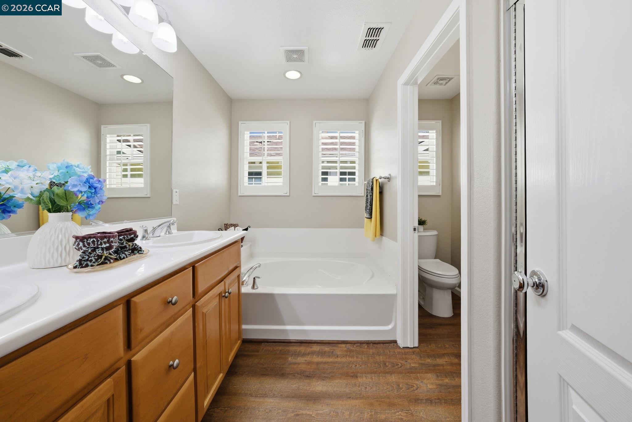 Detail Gallery Image 35 of 60 For 1084 Avocet Dr, Hercules,  CA 94547 - 4 Beds | 3/1 Baths