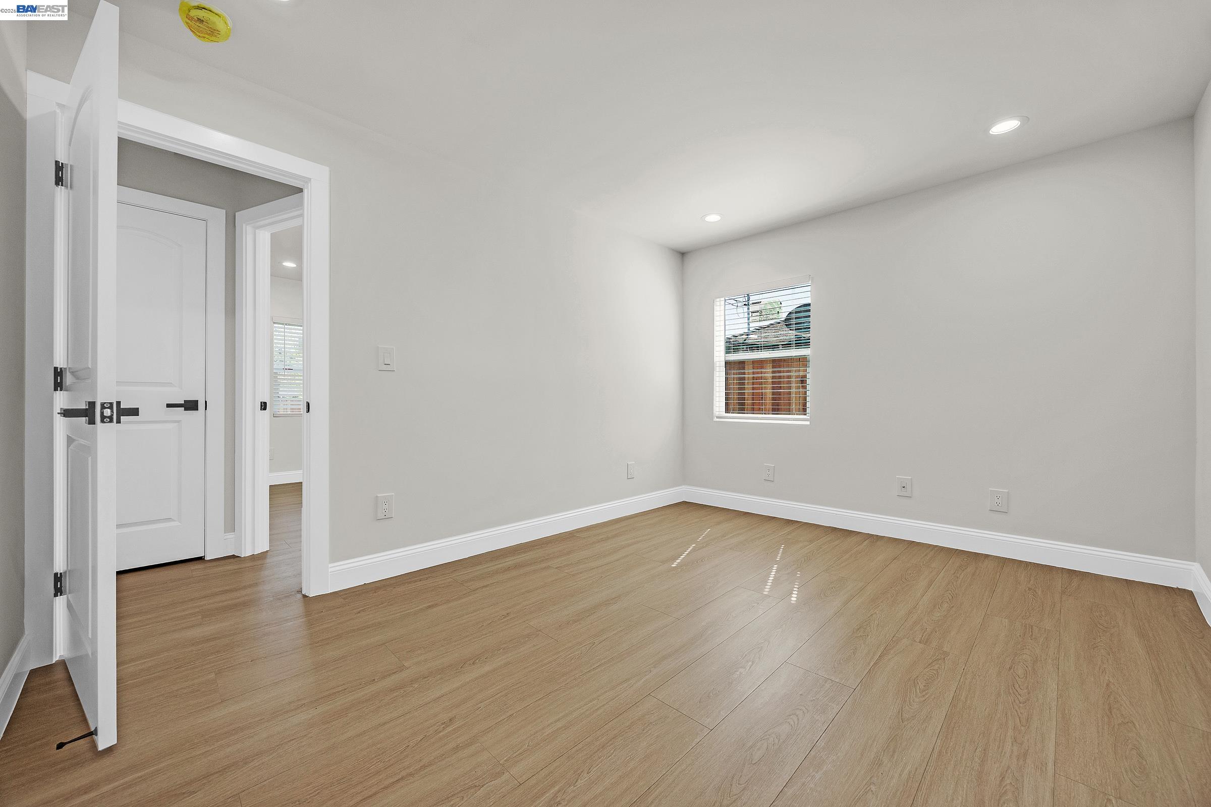 Detail Gallery Image 24 of 33 For 1577 Waltham Rd, Concord,  CA 94520 - 3 Beds | 1/1 Baths