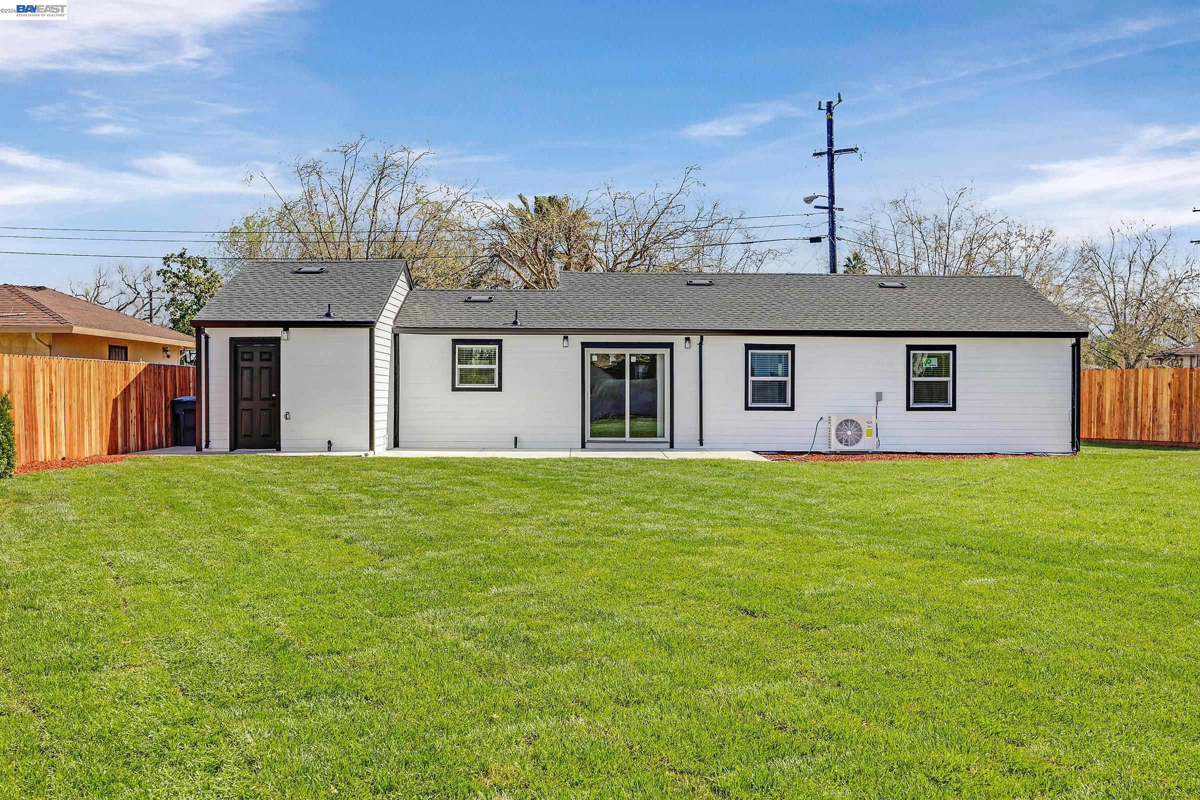 Detail Gallery Image 27 of 33 For 1577 Waltham Rd, Concord,  CA 94520 - 3 Beds | 1/1 Baths