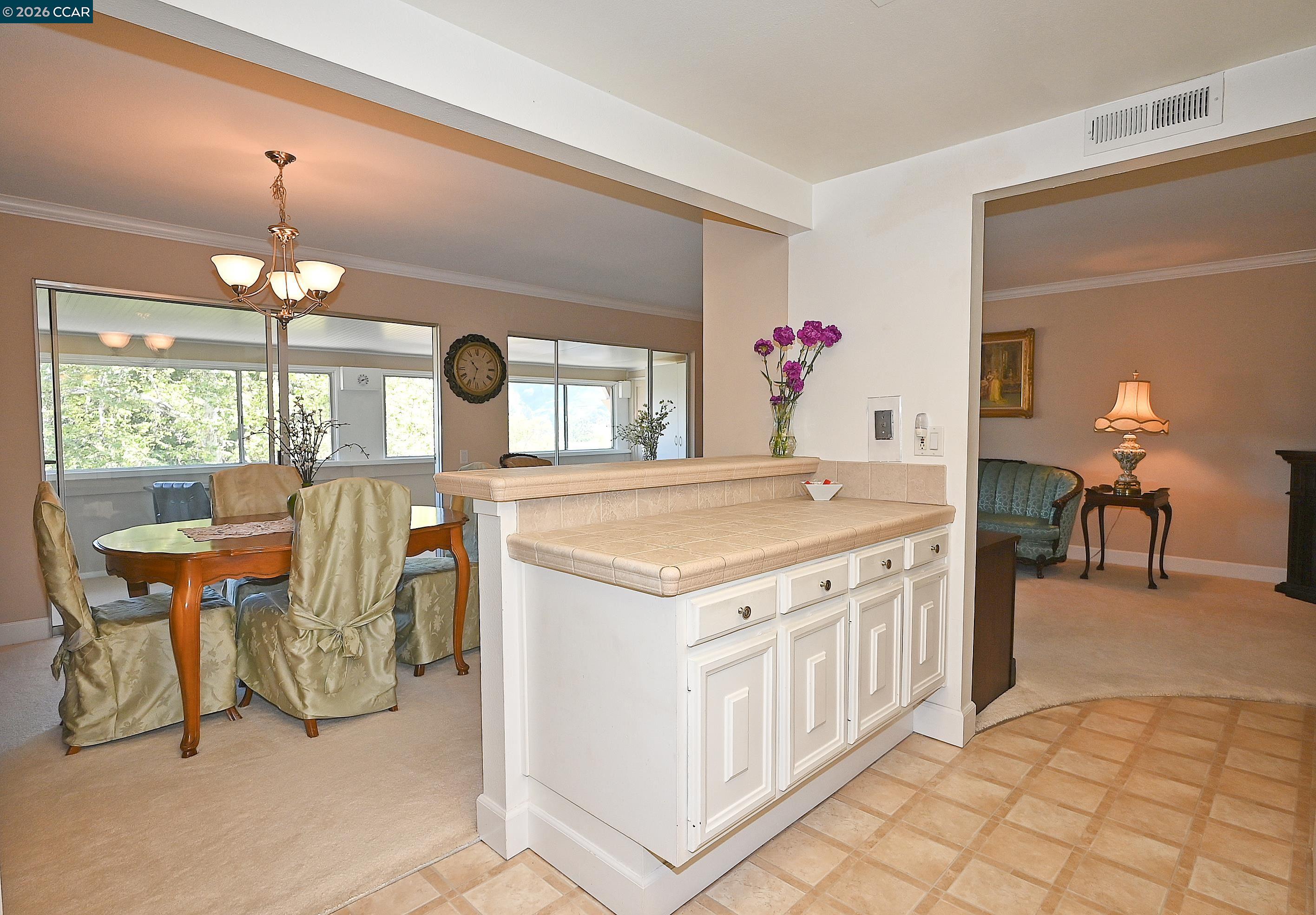 Detail Gallery Image 13 of 33 For 1160 Singingwood Ct #5,  Walnut Creek,  CA 94595 - 2 Beds | 1 Baths