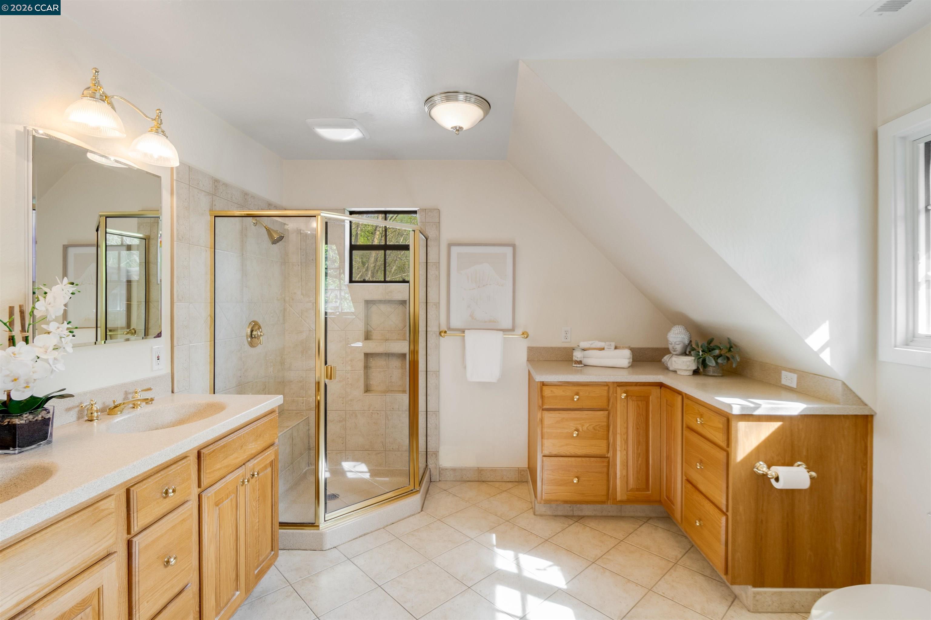 Detail Gallery Image 33 of 59 For 4 Wallabi Ct, Lafayette,  CA 94549 - 4 Beds | 3 Baths