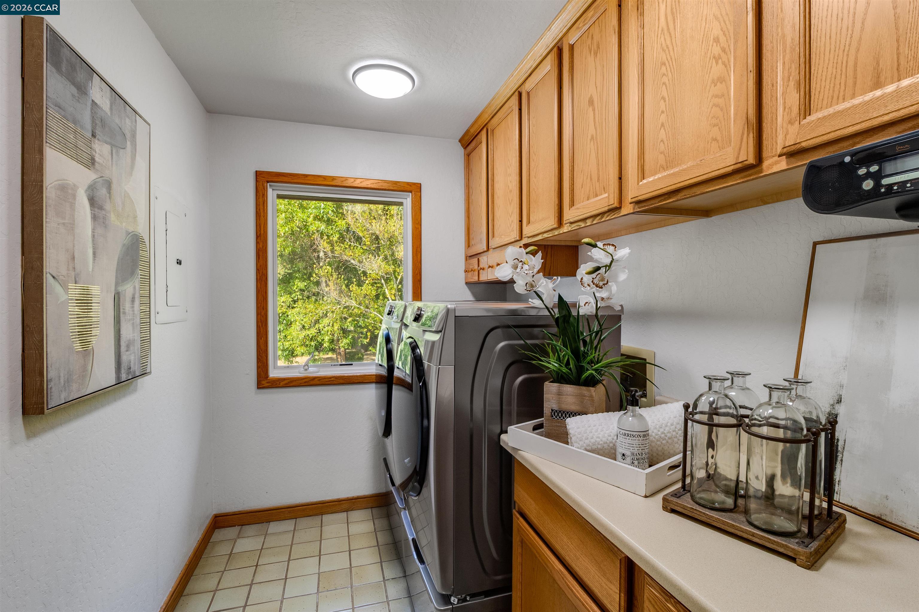 Detail Gallery Image 37 of 59 For 4 Wallabi Ct, Lafayette,  CA 94549 - 4 Beds | 3 Baths