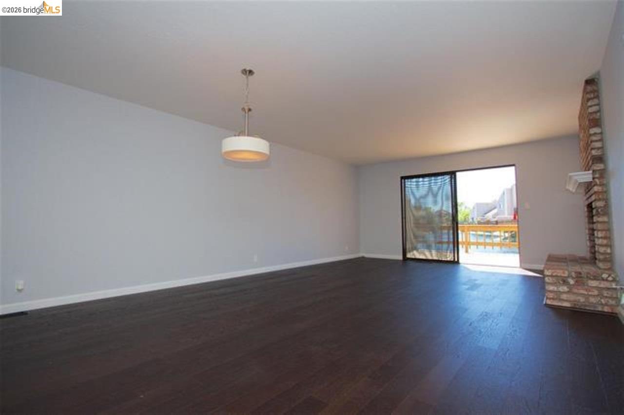 Detail Gallery Image 4 of 23 For 2063 Sand Point Rd, Discovery Bay,  CA 94505 - 2 Beds | 2/1 Baths