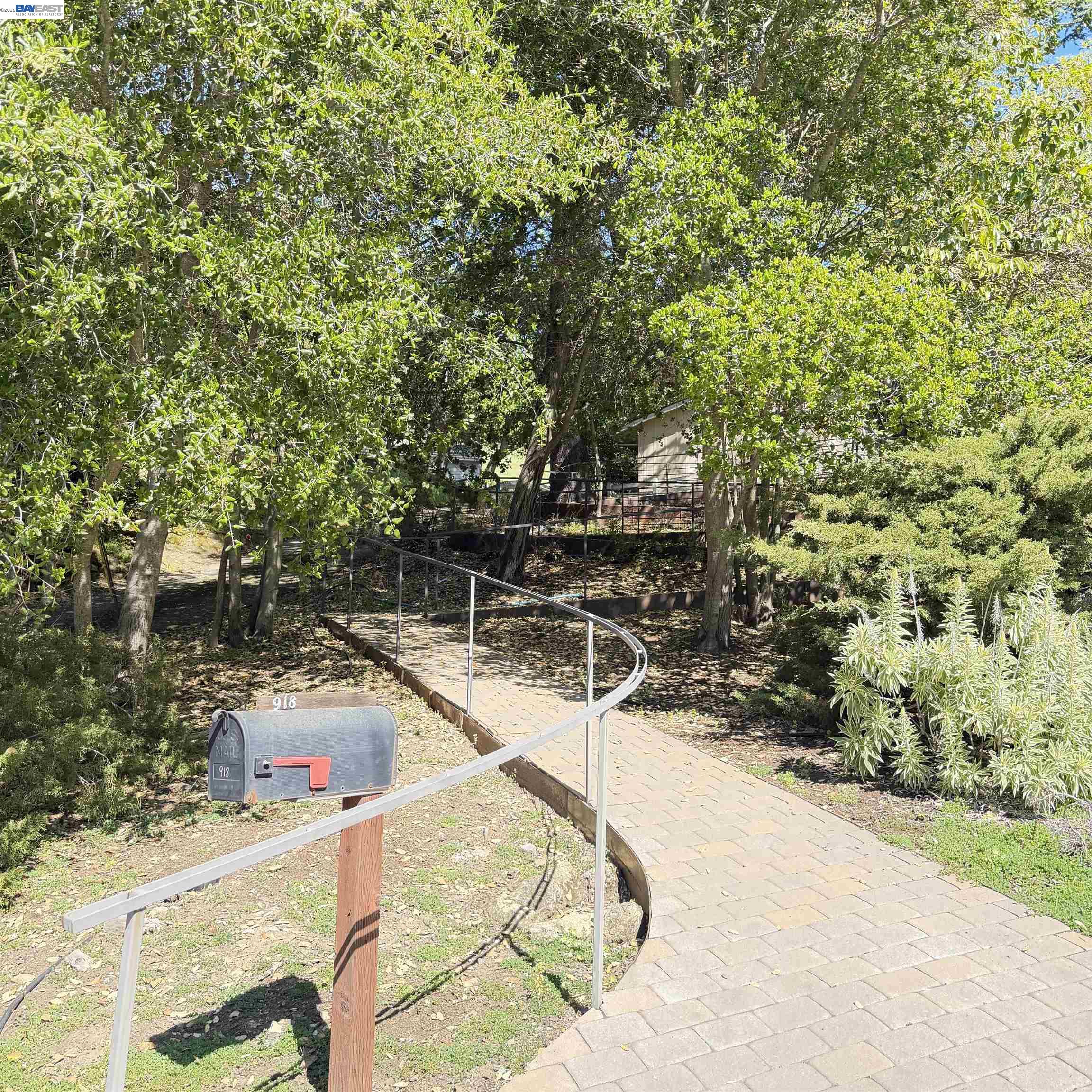 Detail Gallery Image 17 of 20 For 918 Anita, Lafayette,  CA 94549-4712 - 3 Beds | 2 Baths