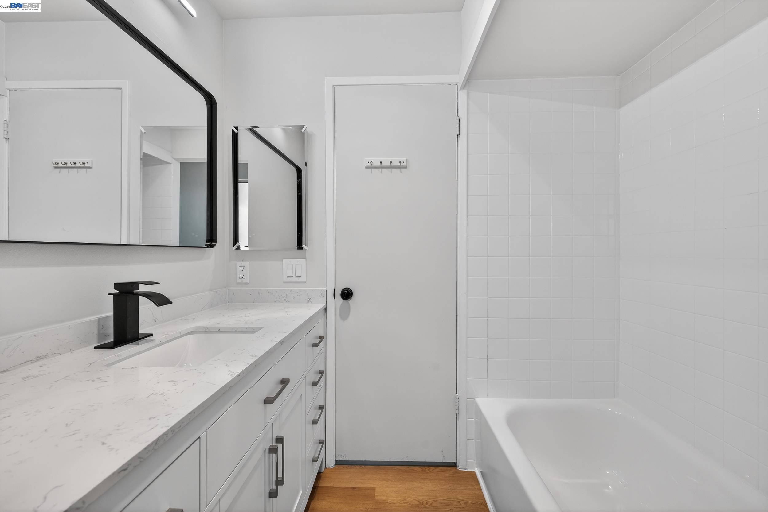 Photo #16: 41127348 Listing: Photo #16