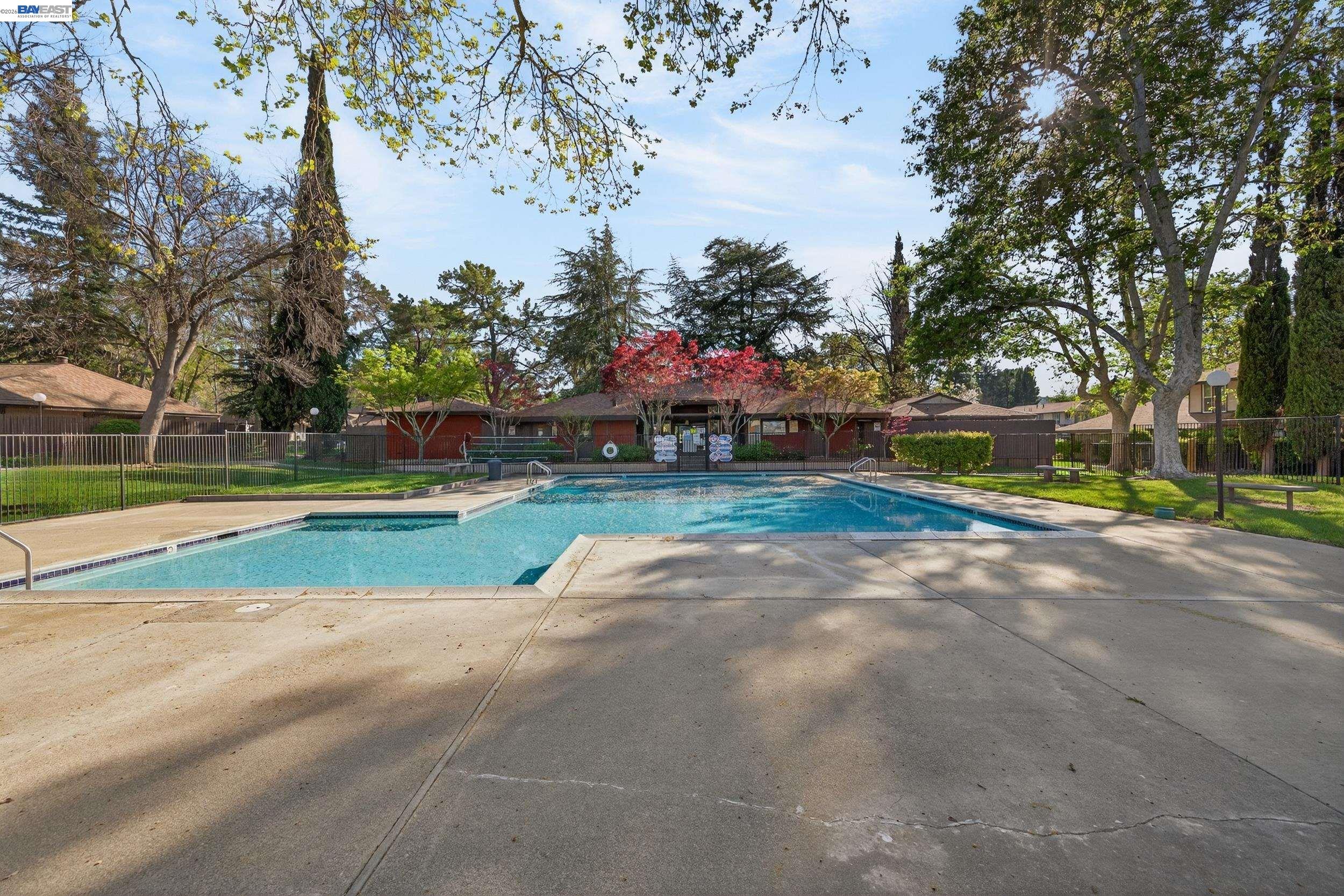 Photo #24: 41127348 Listing: Photo #24