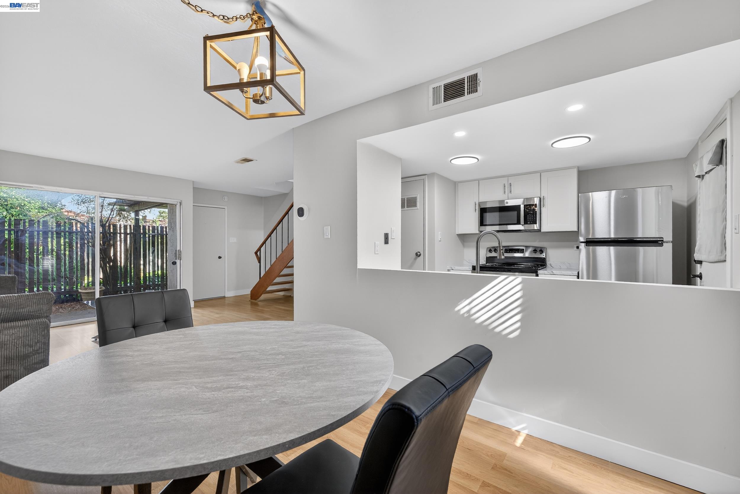 5497 Roundtree Dr UNIT D, Concord, CA, 94521