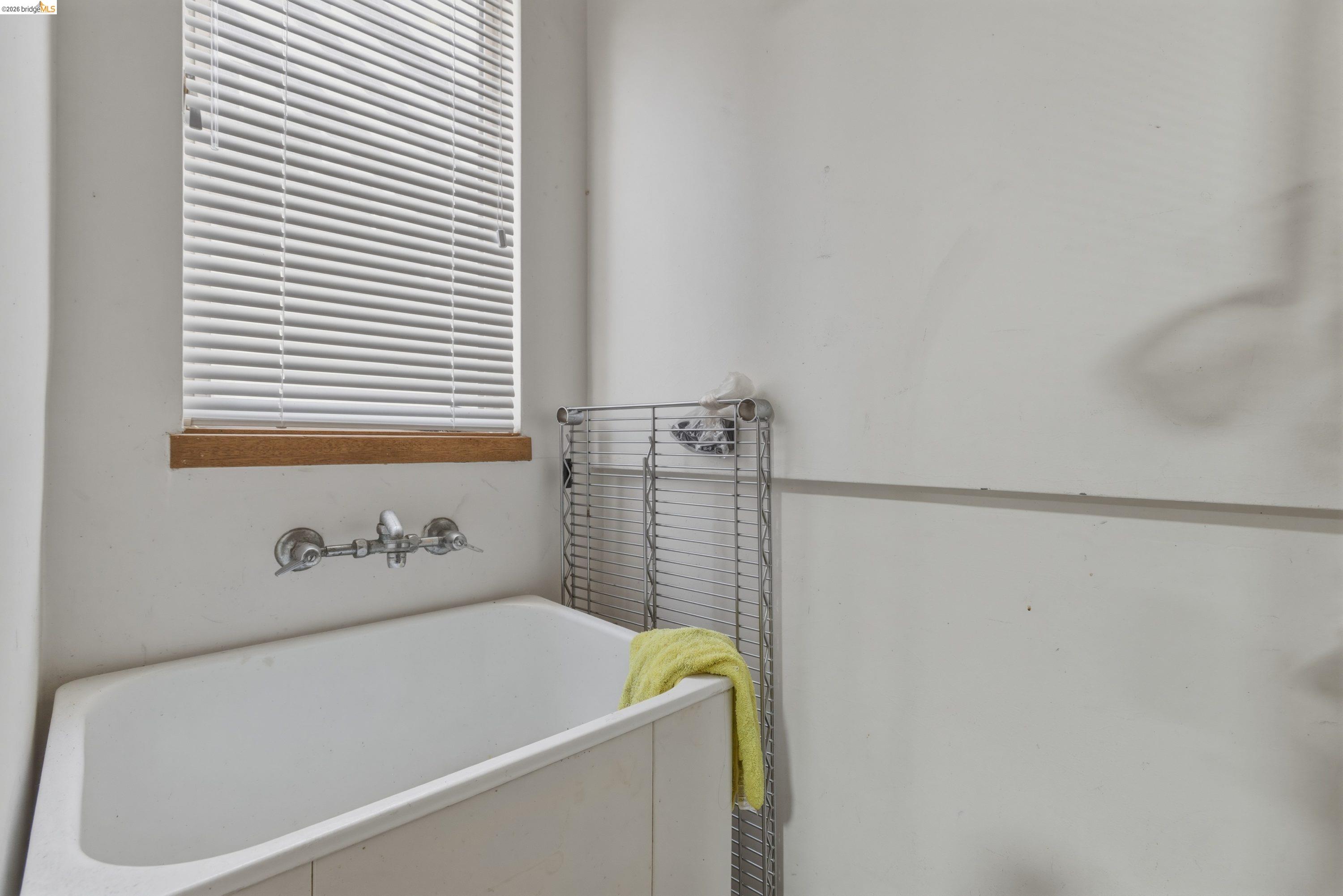 Detail Gallery Image 10 of 57 For 532 Lafayette Ave, San Leandro,  CA 94577 - – Beds | – Baths