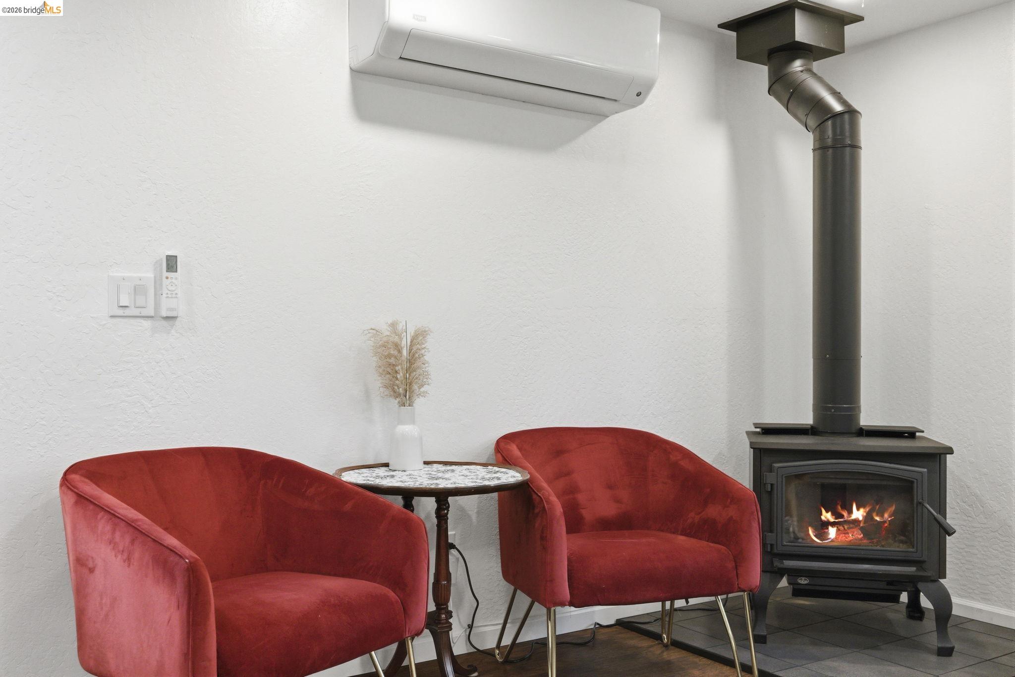 Detail Gallery Image 15 of 52 For 24159 Awahanee Rd, Sonora,  CA 95370 - 5 Beds | 2/1 Baths