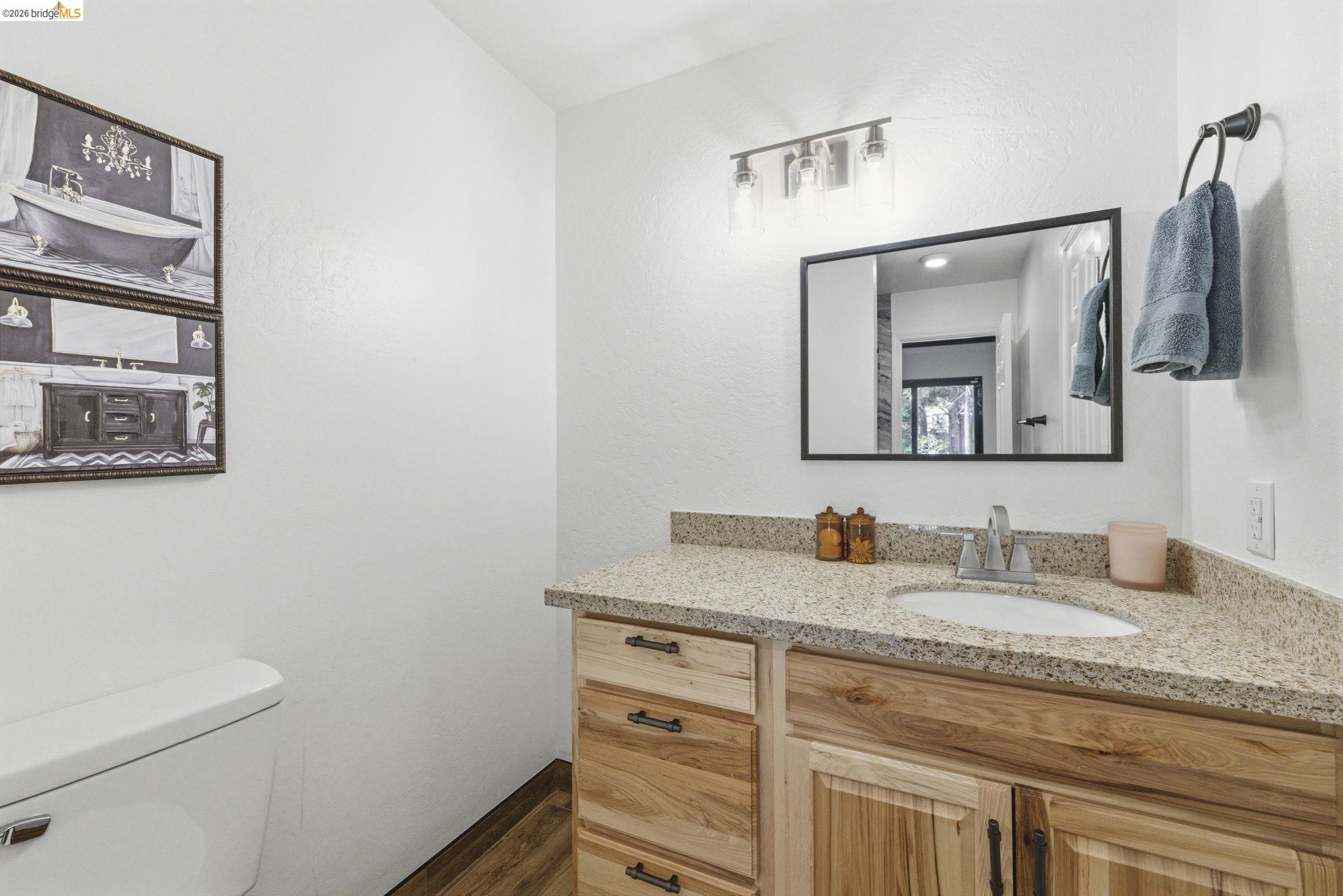 Detail Gallery Image 21 of 52 For 24159 Awahanee Rd, Sonora,  CA 95370 - 5 Beds | 2/1 Baths