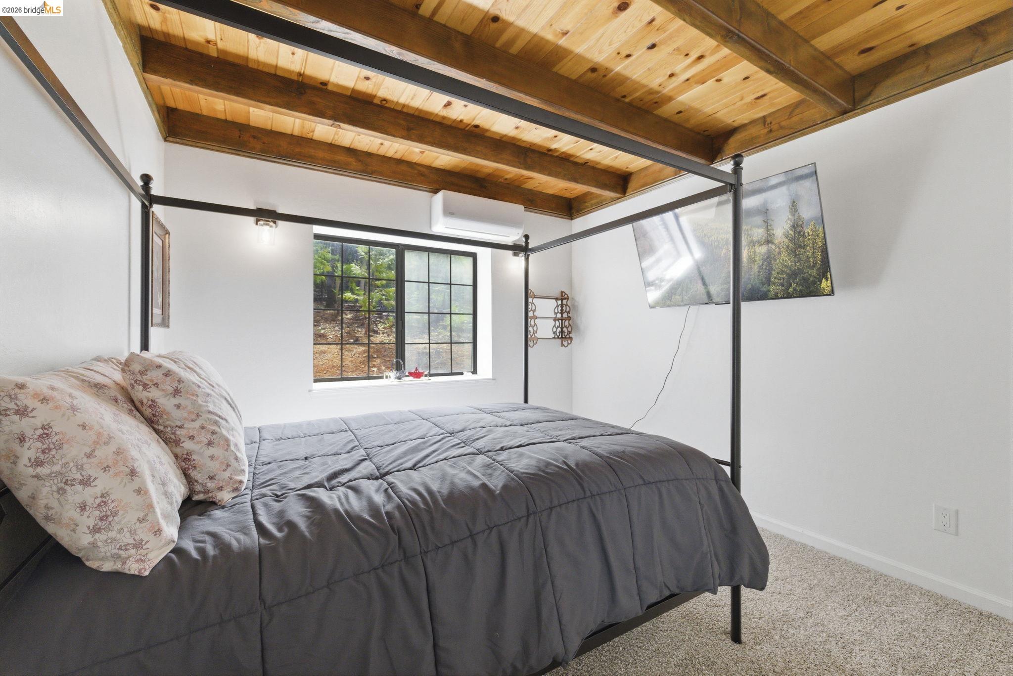 Detail Gallery Image 22 of 52 For 24159 Awahanee Rd, Sonora,  CA 95370 - 5 Beds | 2/1 Baths