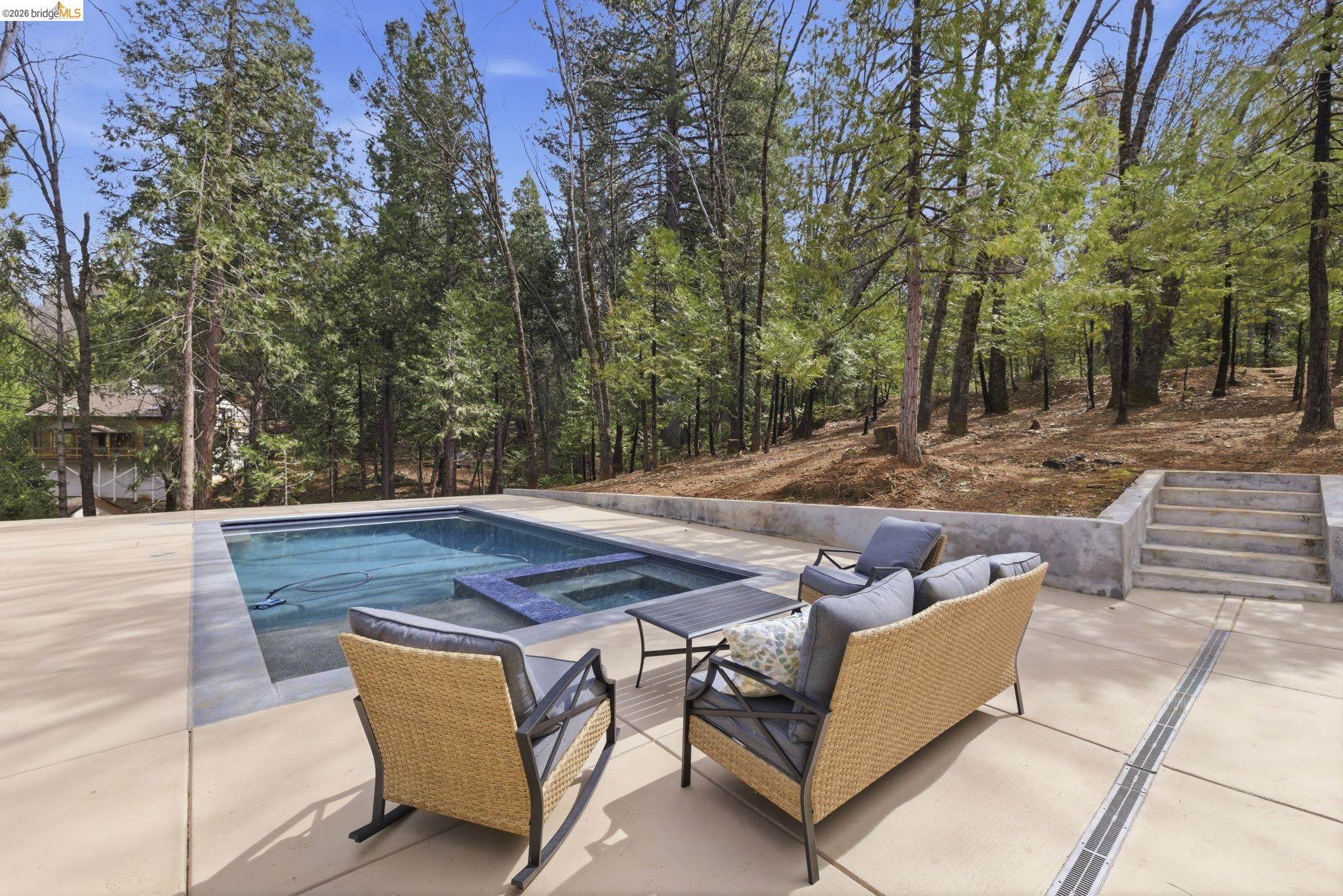 Detail Gallery Image 38 of 52 For 24159 Awahanee Rd, Sonora,  CA 95370 - 5 Beds | 2/1 Baths