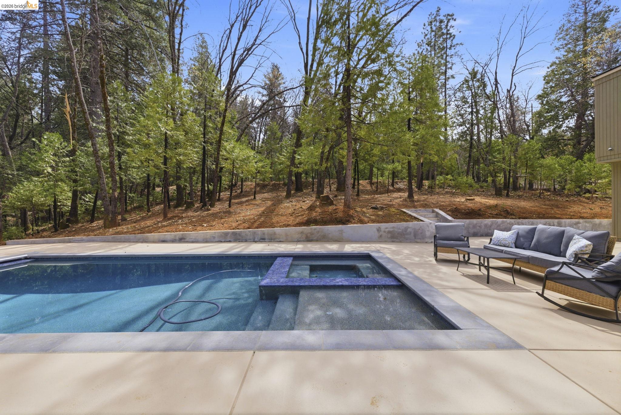 Detail Gallery Image 40 of 52 For 24159 Awahanee Rd, Sonora,  CA 95370 - 5 Beds | 2/1 Baths