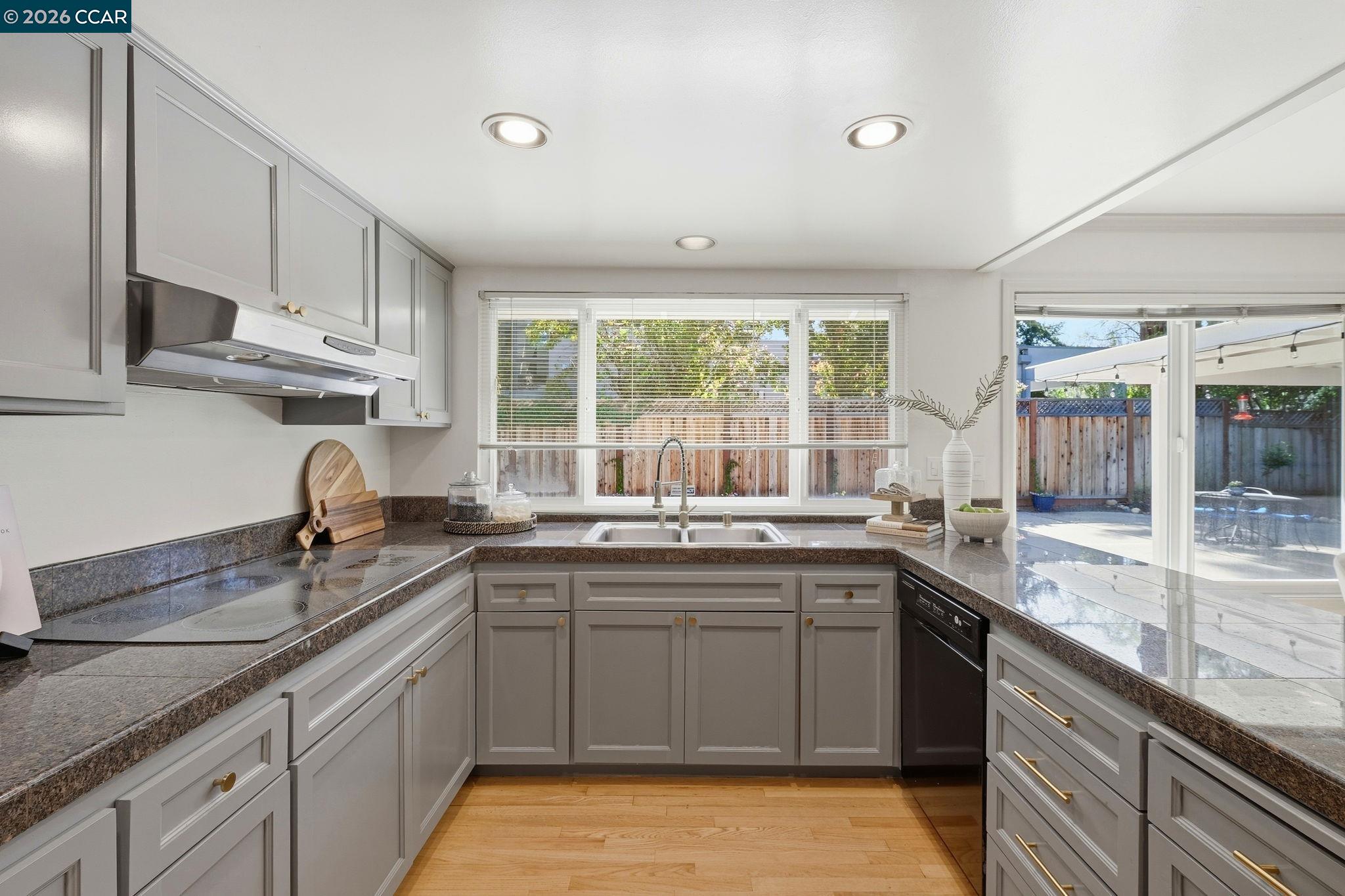 Detail Gallery Image 19 of 60 For 101 Hartford Road, Danville,  CA 94526 - 4 Beds | 2 Baths