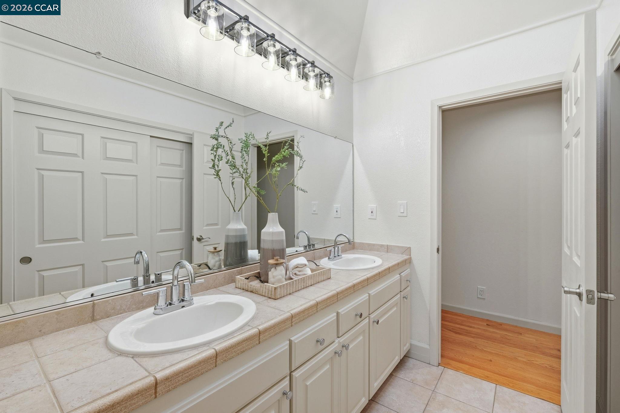 Detail Gallery Image 32 of 60 For 101 Hartford Road, Danville,  CA 94526 - 4 Beds | 2 Baths