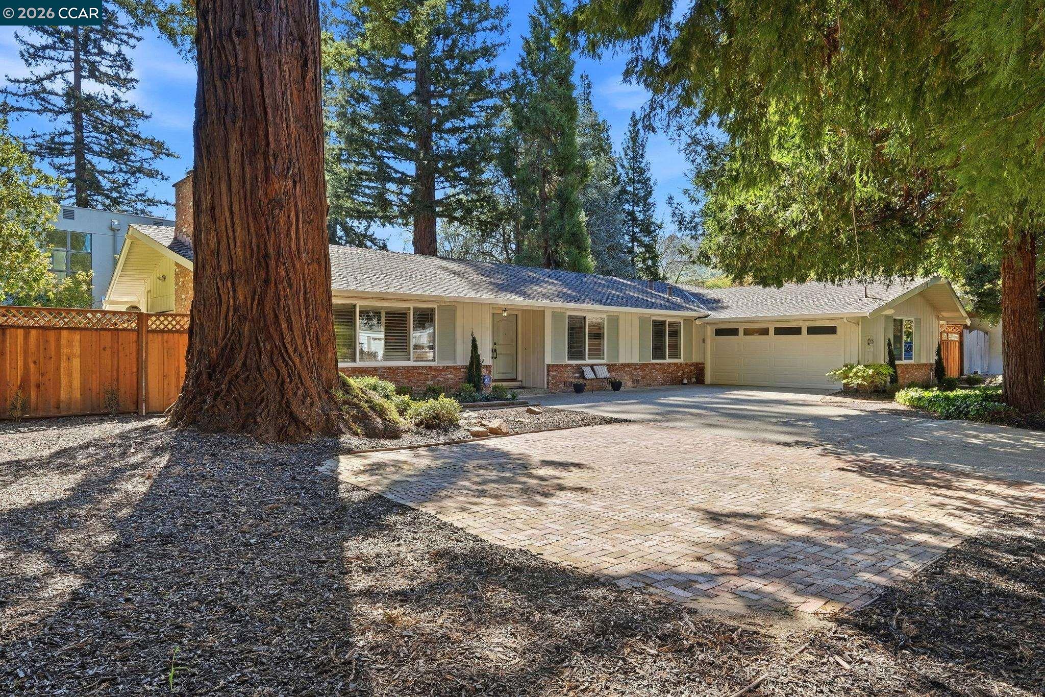 Detail Gallery Image 5 of 60 For 101 Hartford Road, Danville,  CA 94526 - 4 Beds | 2 Baths