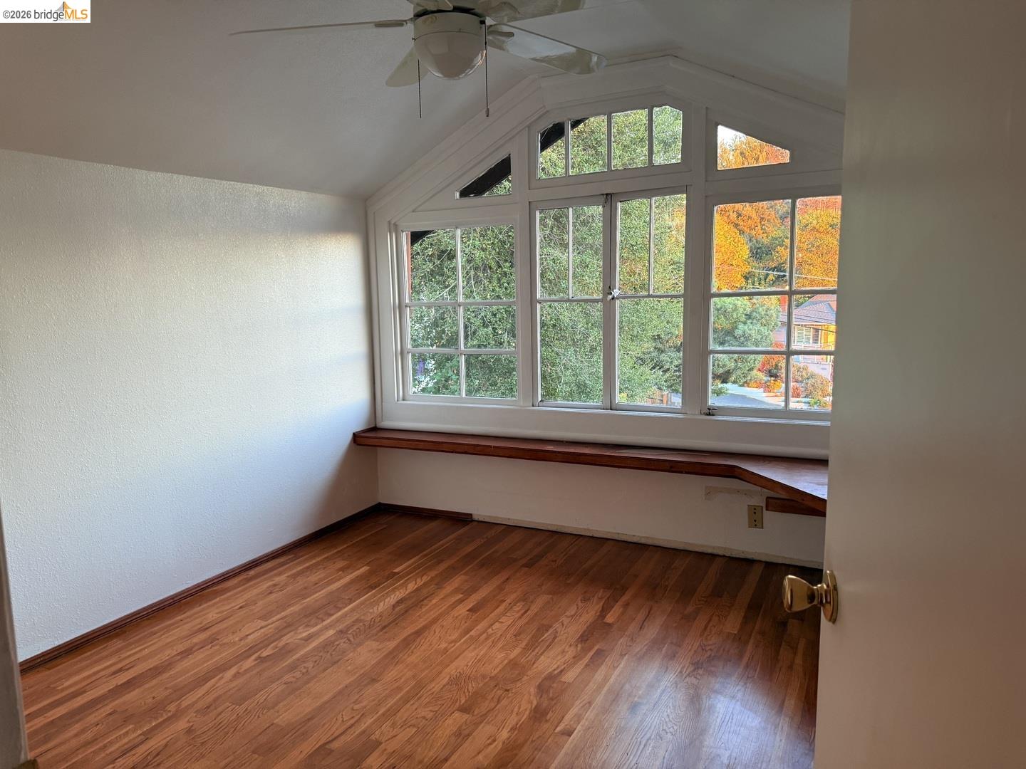 Detail Gallery Image 21 of 58 For 4432 Harbor View Ave, Oakland,  CA 94619 - 3 Beds | 2 Baths