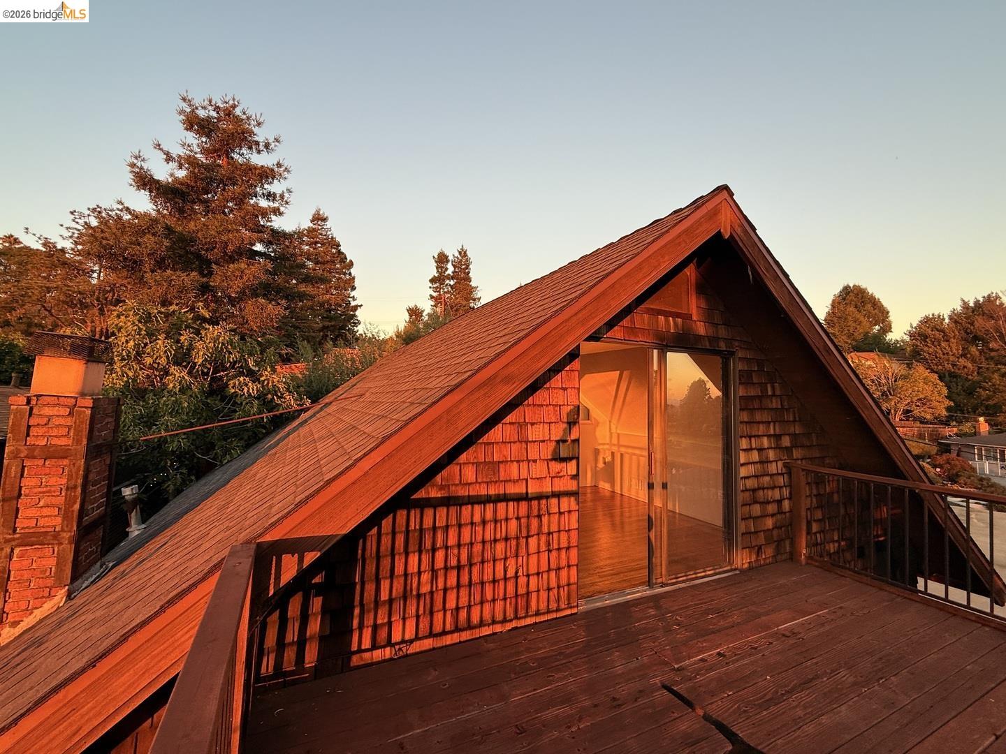 Detail Gallery Image 27 of 58 For 4432 Harbor View Ave, Oakland,  CA 94619 - 3 Beds | 2 Baths