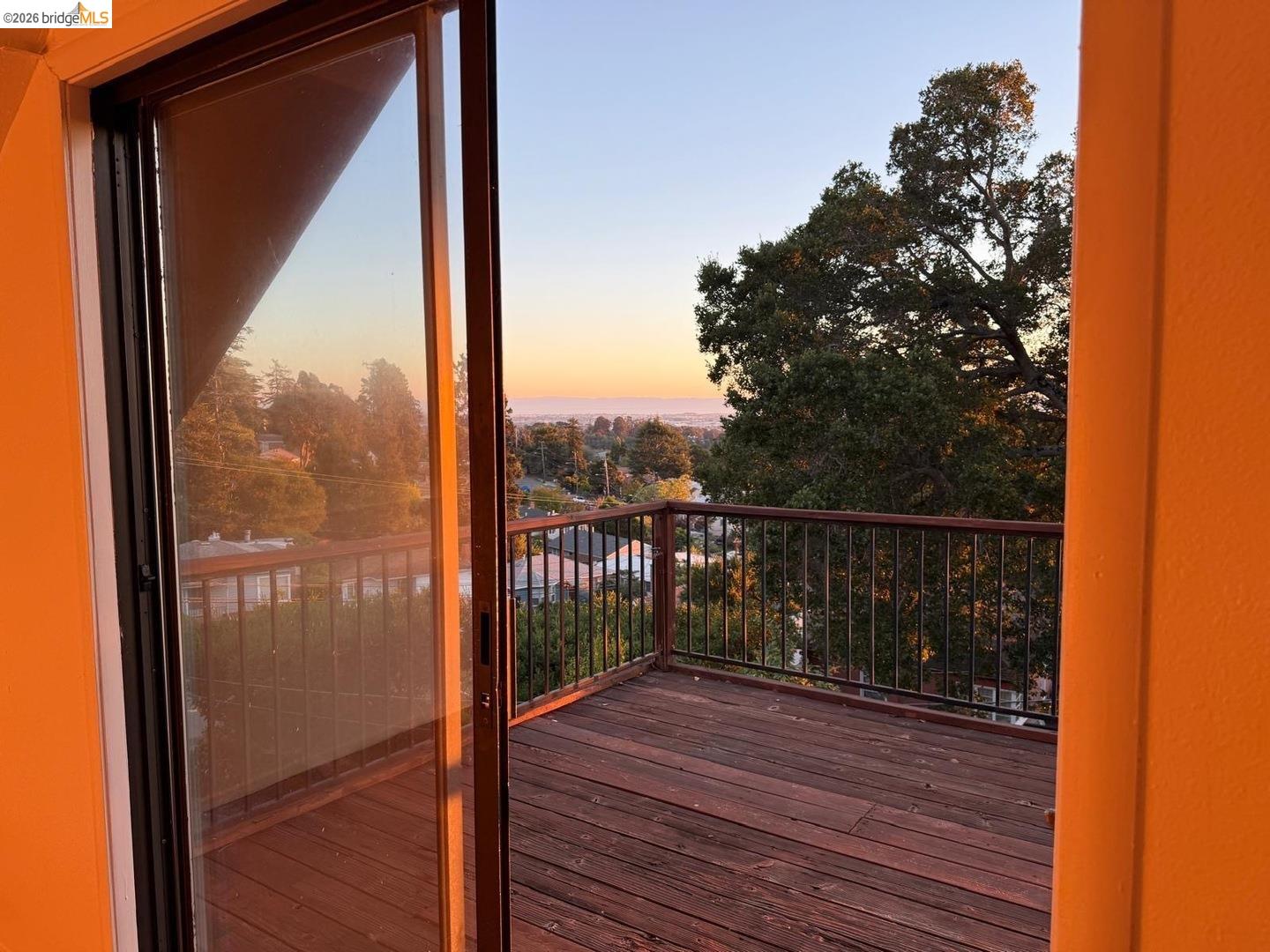 Detail Gallery Image 46 of 58 For 4432 Harbor View Ave, Oakland,  CA 94619 - 3 Beds | 2 Baths