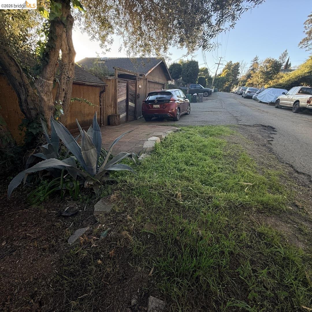 Detail Gallery Image 57 of 58 For 4432 Harbor View Ave, Oakland,  CA 94619 - 3 Beds | 2 Baths