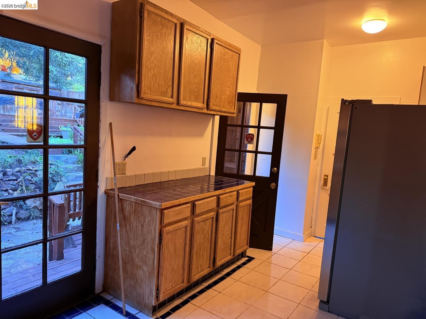 Detail Gallery Image 10 of 58 For 4432 Harbor View Ave, Oakland,  CA 94619 - 3 Beds | 2 Baths