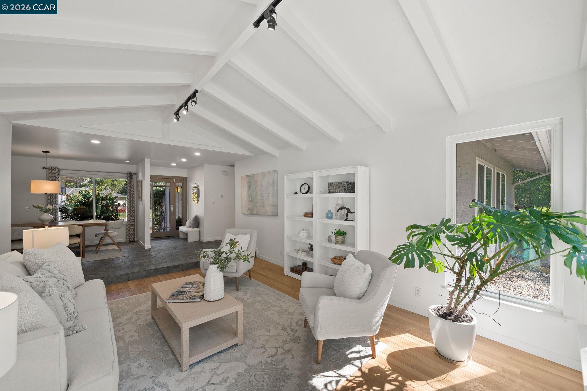 Detail Gallery Image 6 of 45 For 129 Galen Dr, Walnut Creek,  CA 94597 - 3 Beds | 2 Baths