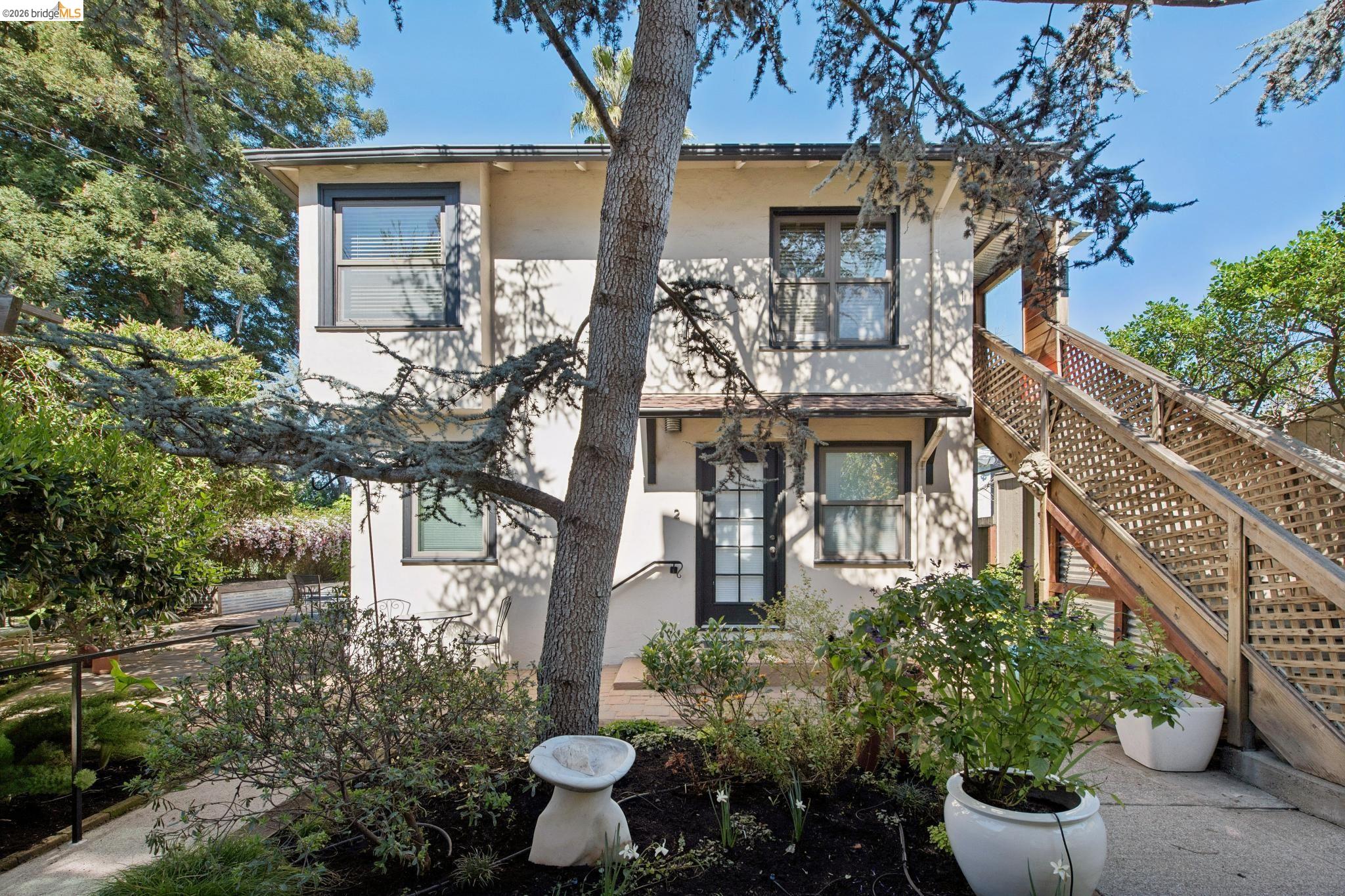 Detail Gallery Image 47 of 60 For 1260 63rd St., Emeryville,  CA 94608-2102 - 7 Beds | 4 Baths