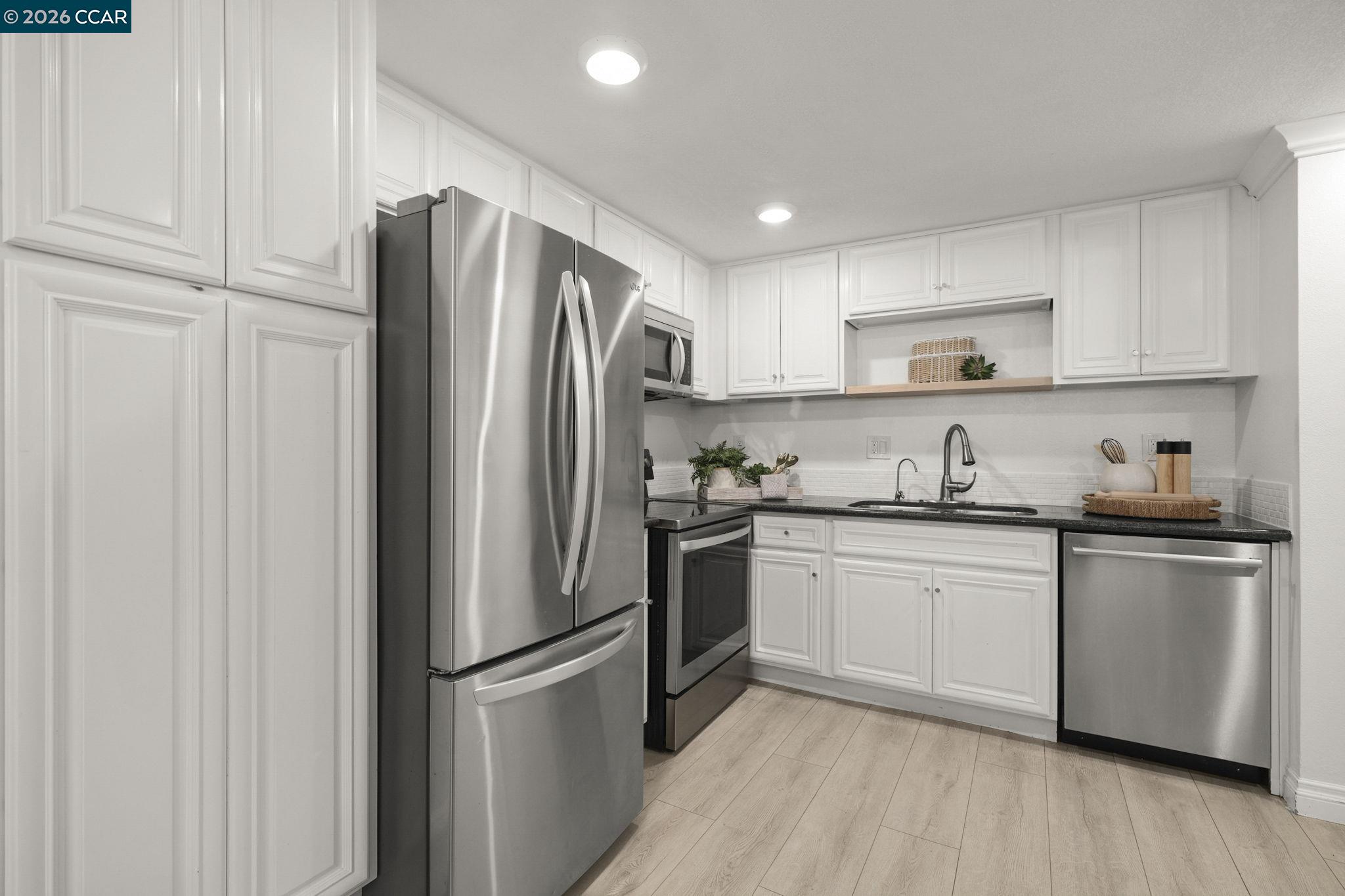 Photo #11: 41127365 Listing: Photo #11