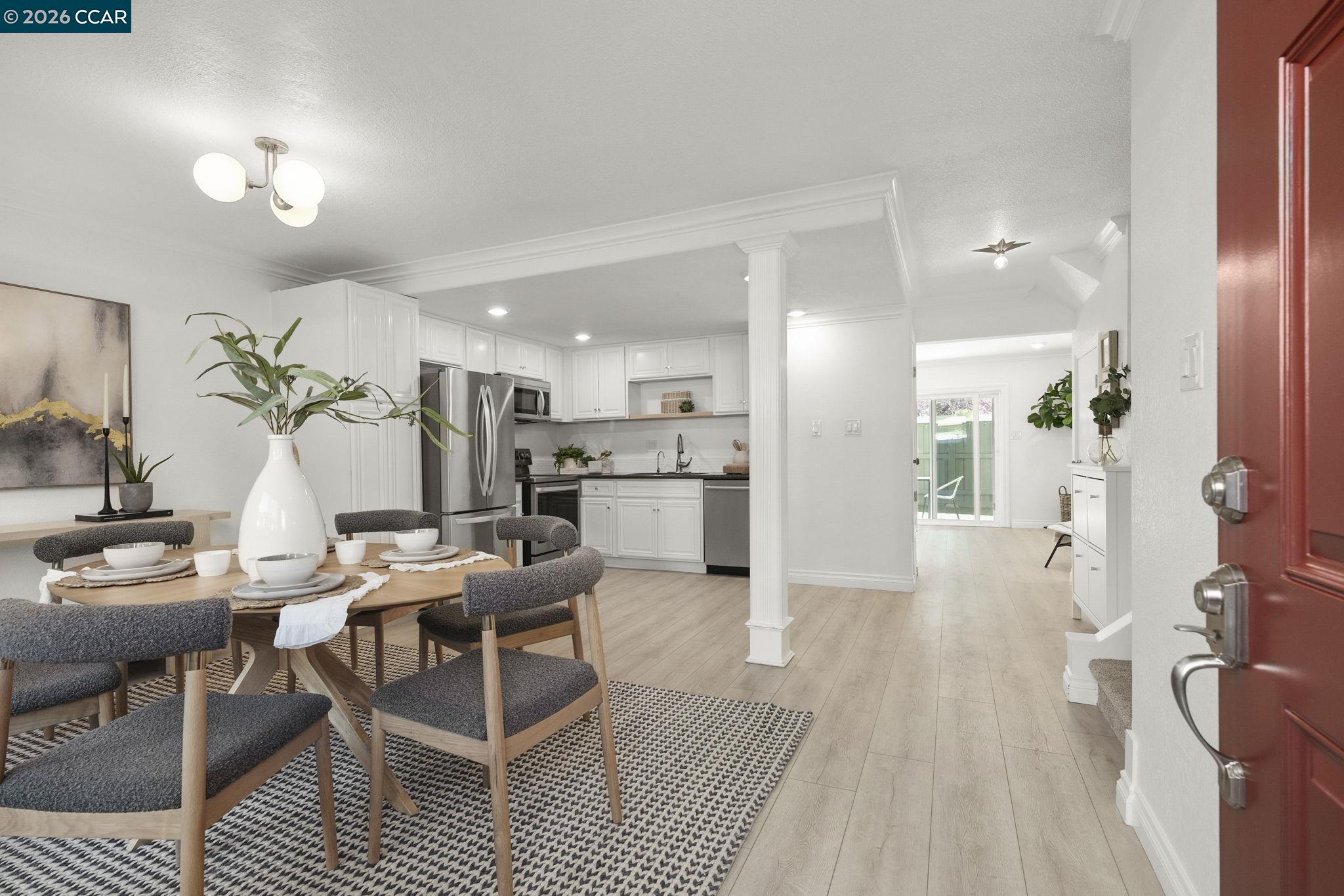 Photo #4: 41127365 Listing: Photo #4