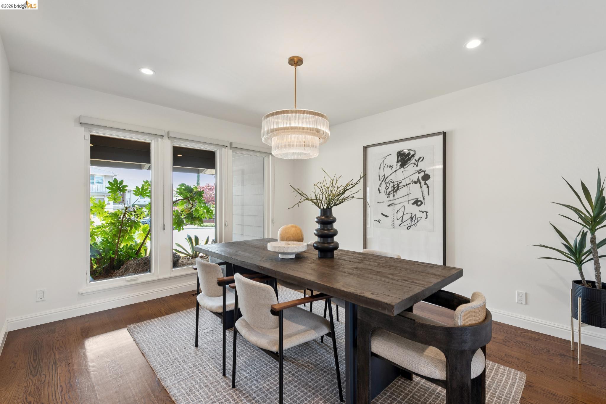 Detail Gallery Image 11 of 60 For 7919 Phaeton Dr, Oakland,  CA 94605 - 3 Beds | 2/1 Baths