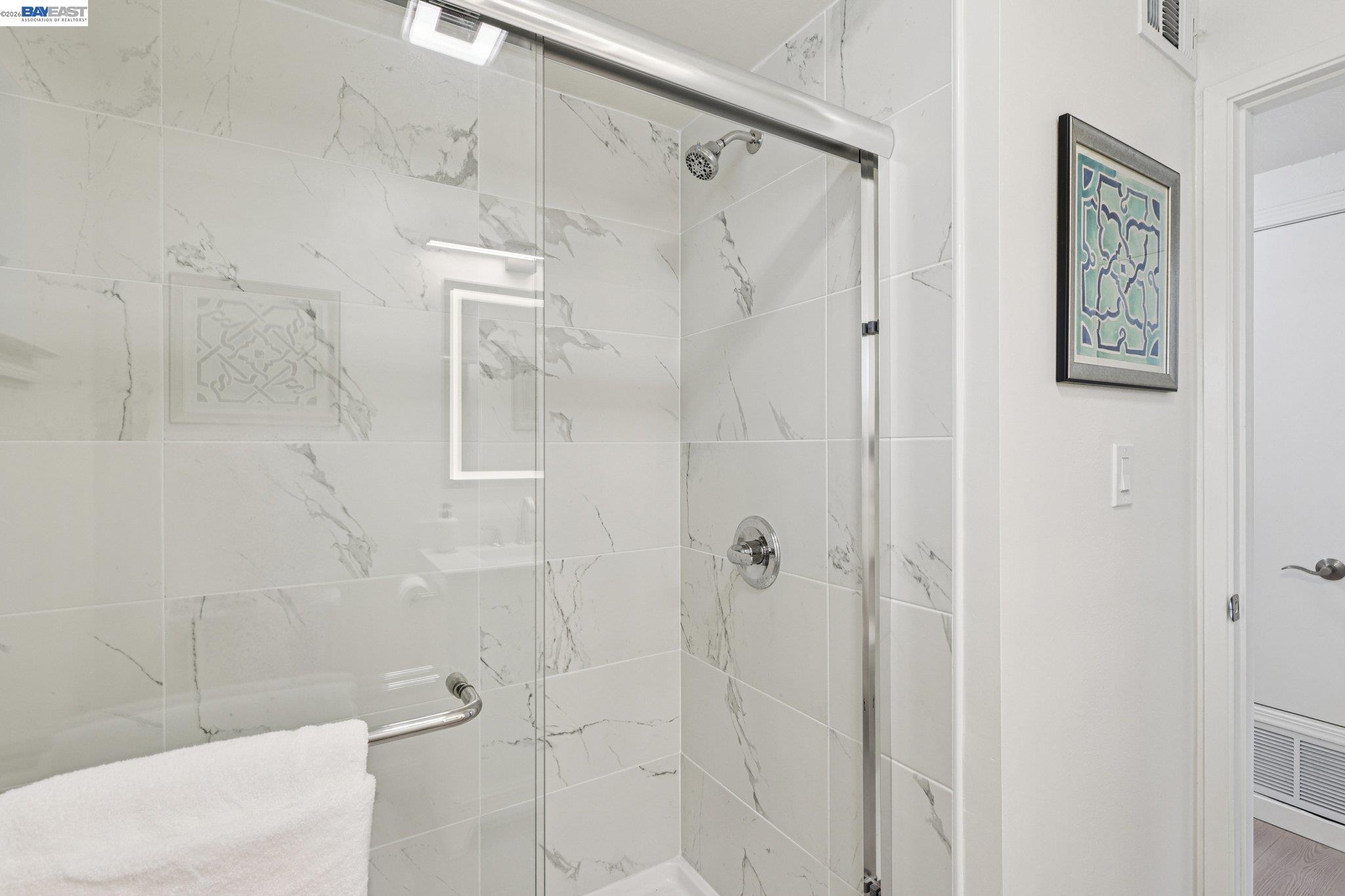 Photo #18: 41127372 Listing: Photo #18